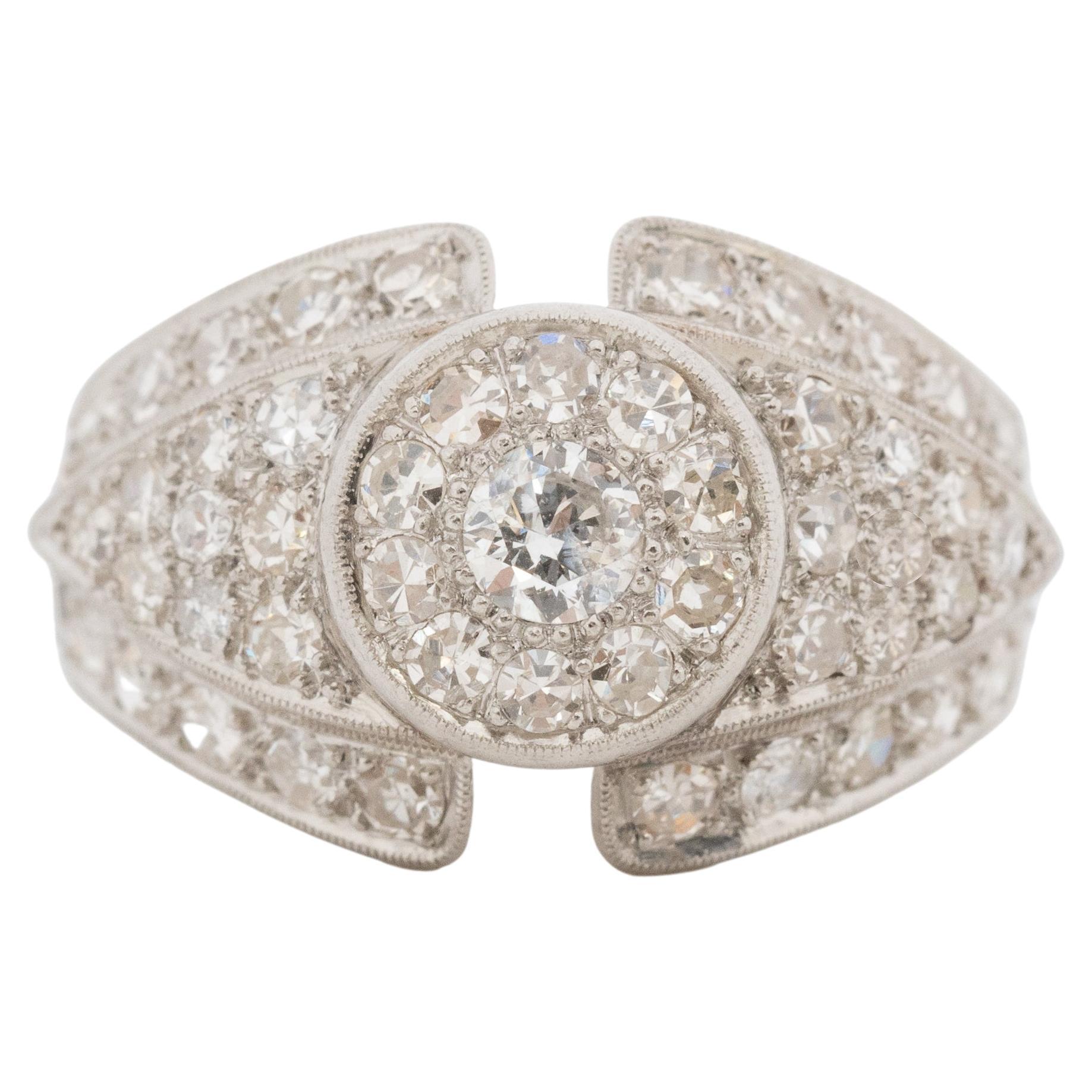 1.00 Carat Total Weight Art Deco Diamond Platinum Engagement Ring For Sale