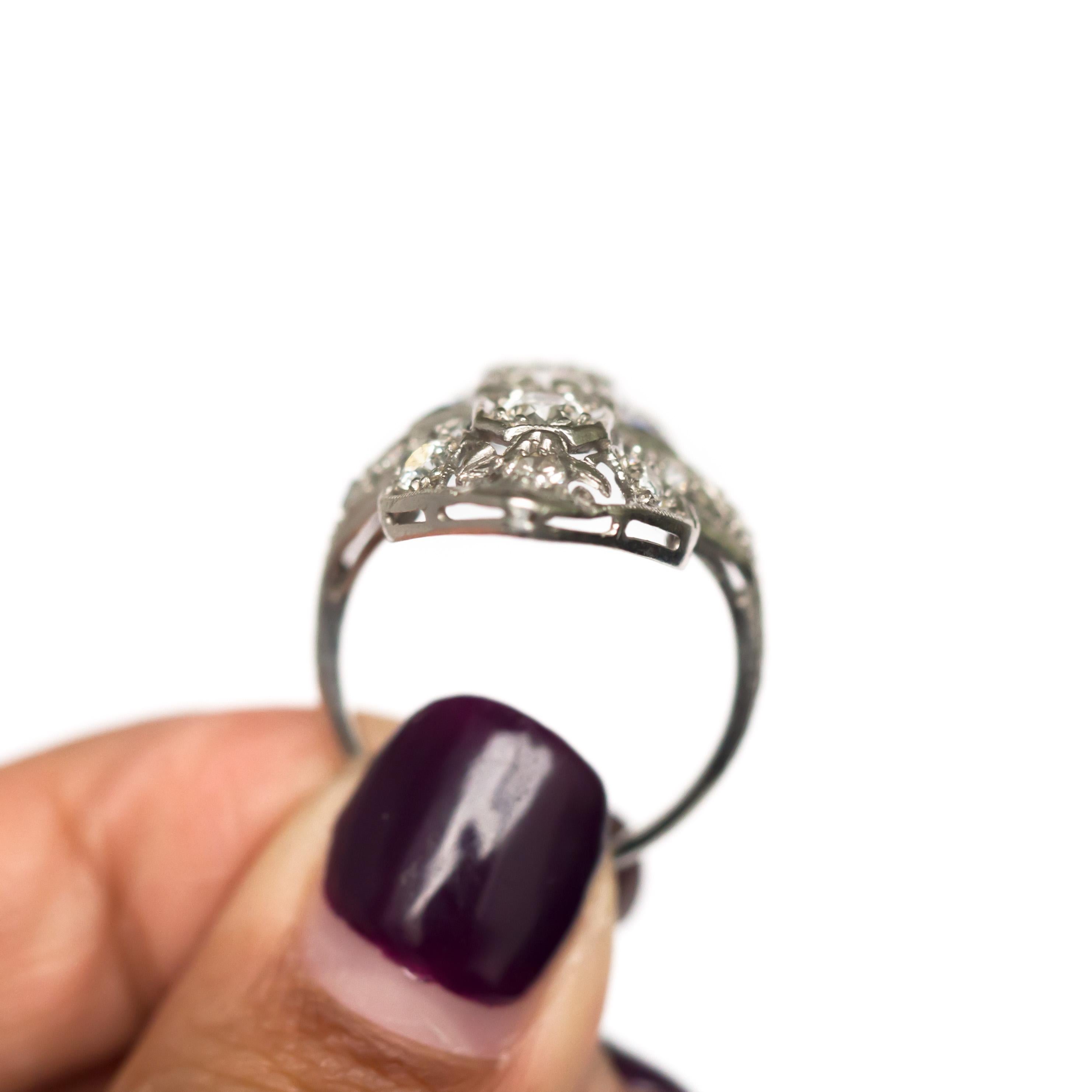Women's or Men's 1.00 Carat Total Weight Diamond Platinum Cocktail Ring For Sale
