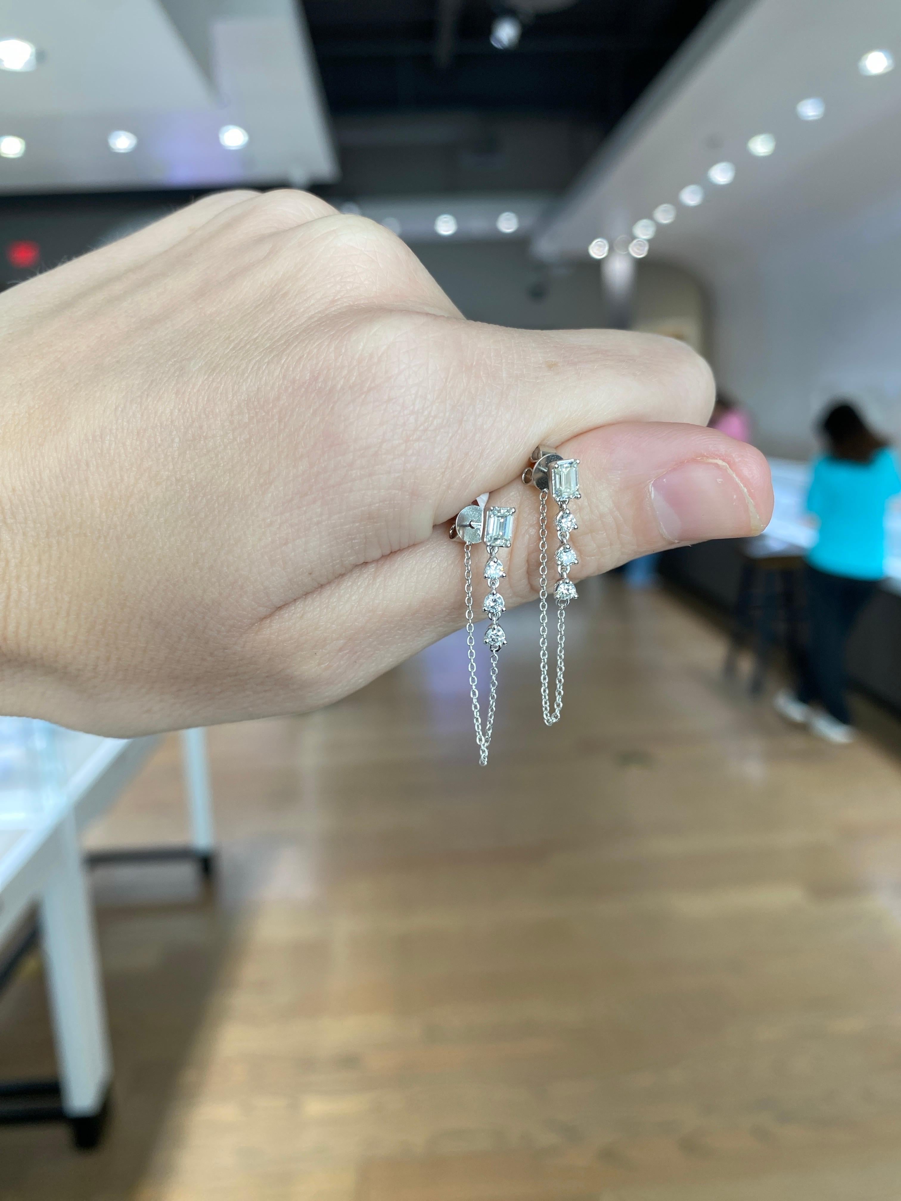 Boucles d'oreilles pendantes en émeraude et diamant rond de 1,00 carat (poids total) en vente 7