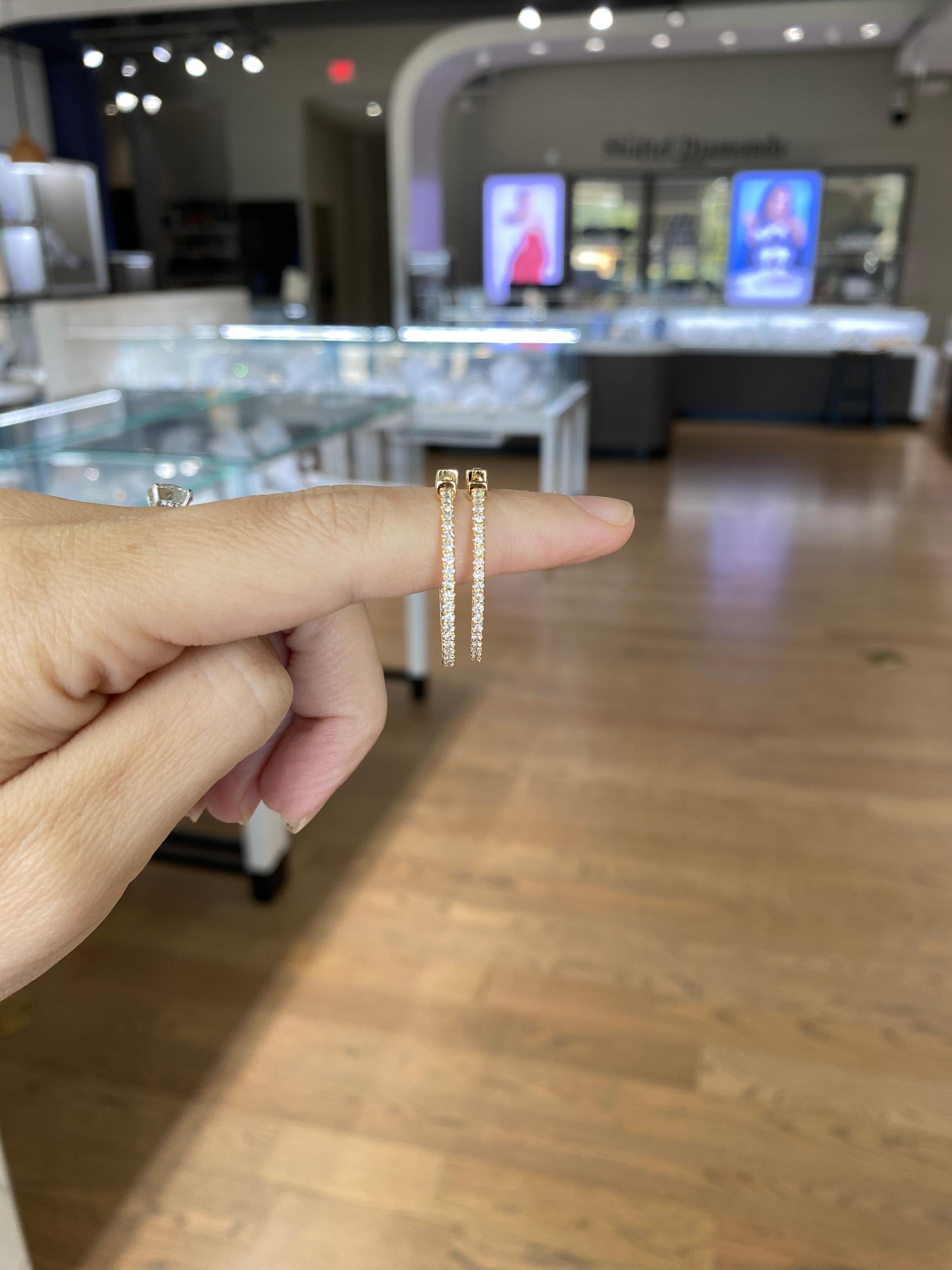 1.00 Carat Total Weight Natural Round Diamond Endless Hoop Earrings In New Condition For Sale In Houston, TX