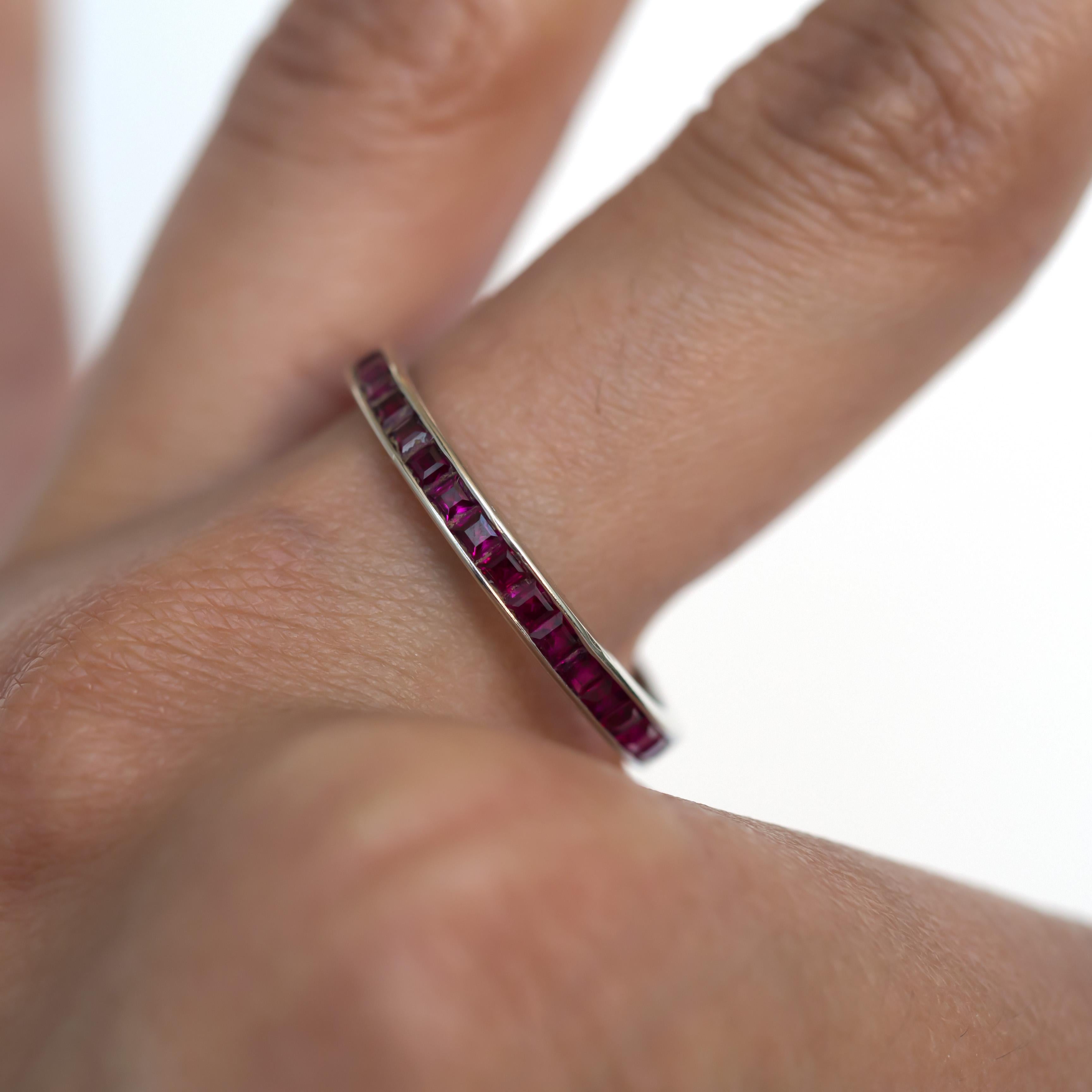 Women's or Men's 1.00 Carat Total Weight Ruby White Gold Wedding Band