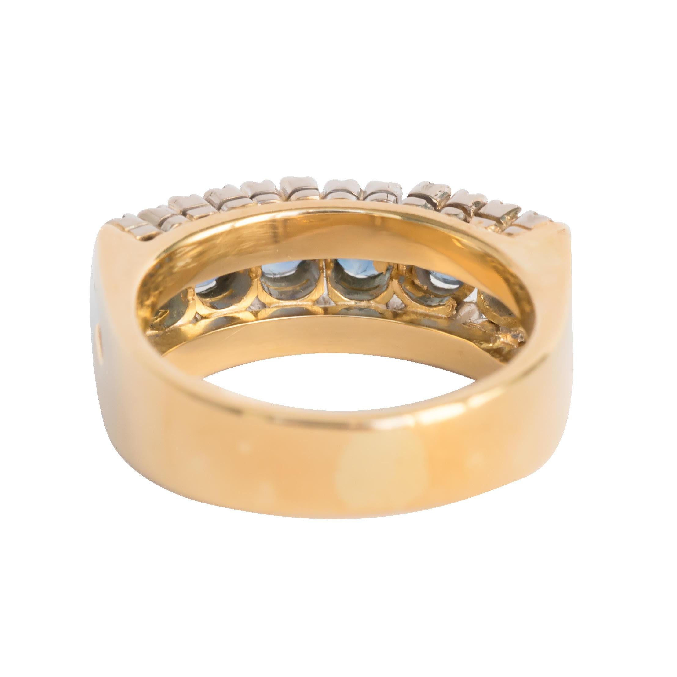 1.00 Carat Total Weight Sapphire Yellow Gold Wedding Band In Good Condition For Sale In Atlanta, GA