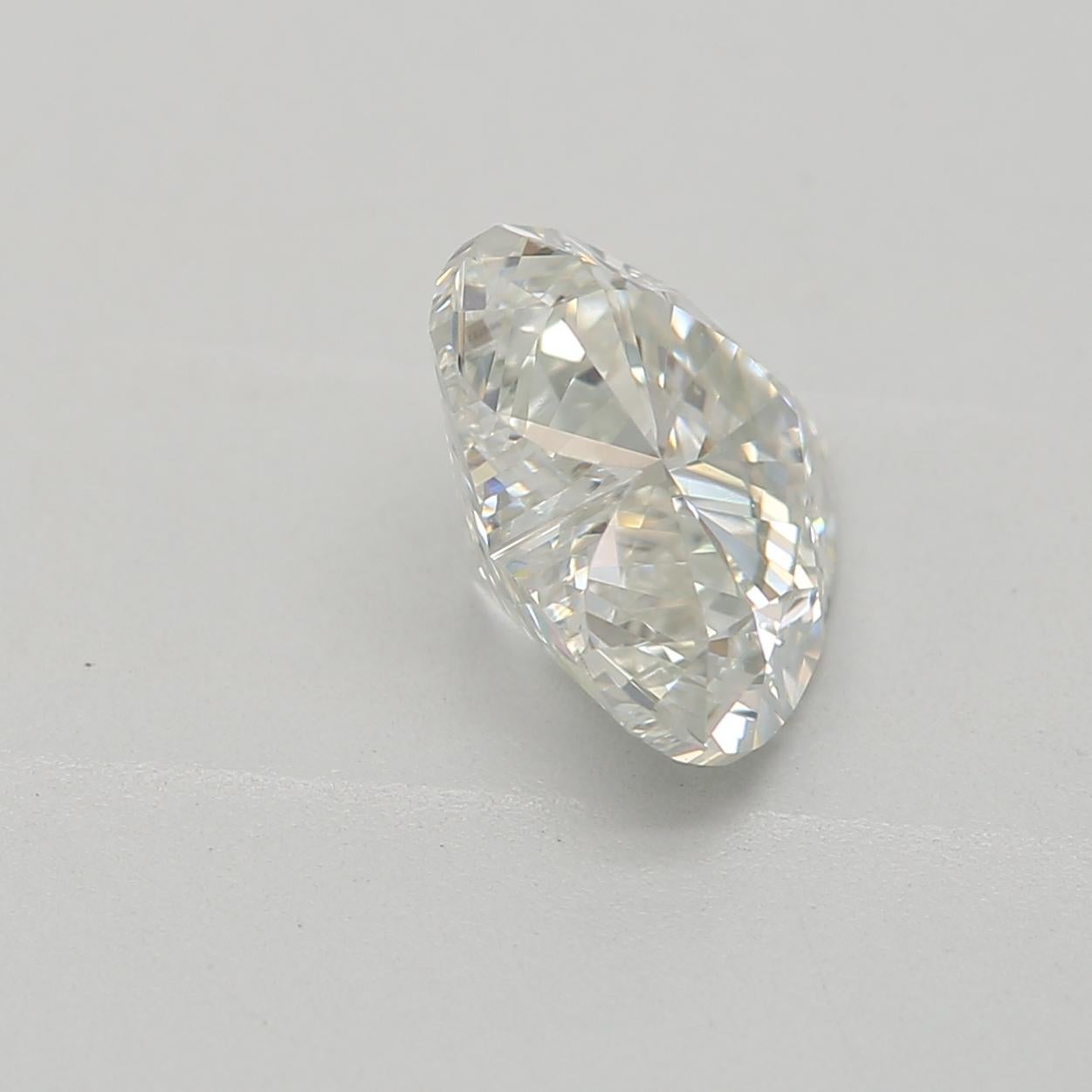Women's or Men's 1.00 Carat Very Light Green Heart shaped diamond VS1 Clarity GIA Certified For Sale