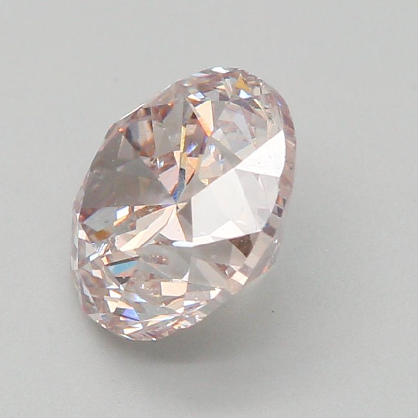 Round Cut 1.00 Carat Very Light Pink Round cut diamond SI2 Clarity GIA Certified For Sale