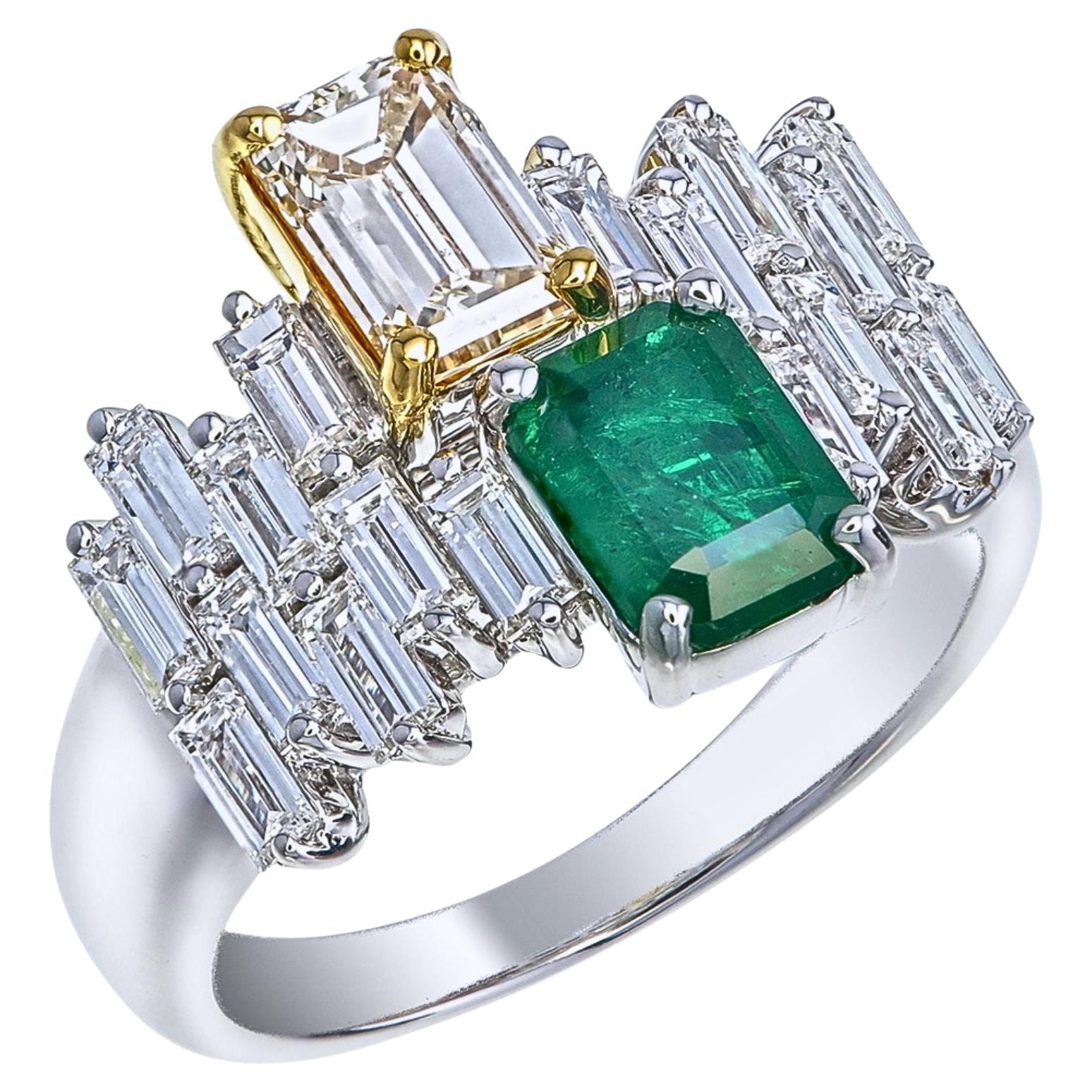 Anillo Toi et Moi de 1,00 quilates de esmeralda G. viva y diamante amarillo fantasía