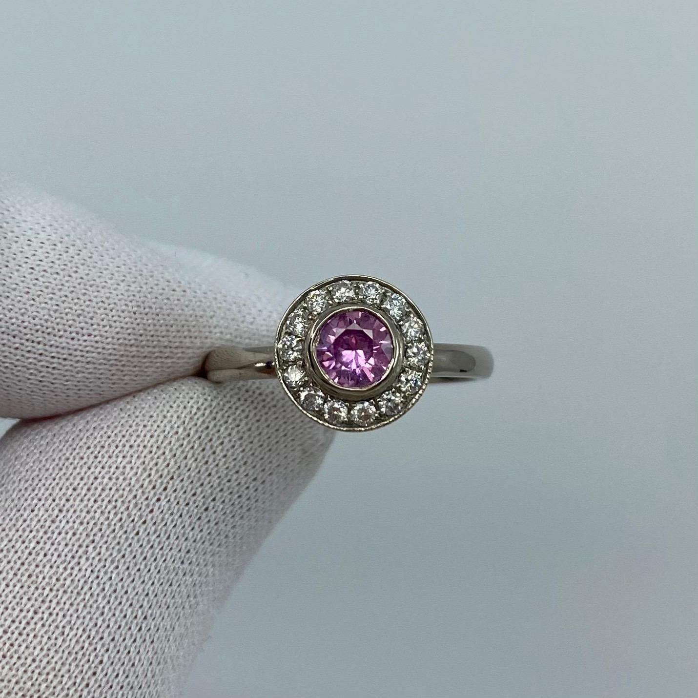1.00 Carat Vivid Pink Sapphire and Diamond 18 Karat White Gold Halo Ring For Sale 8