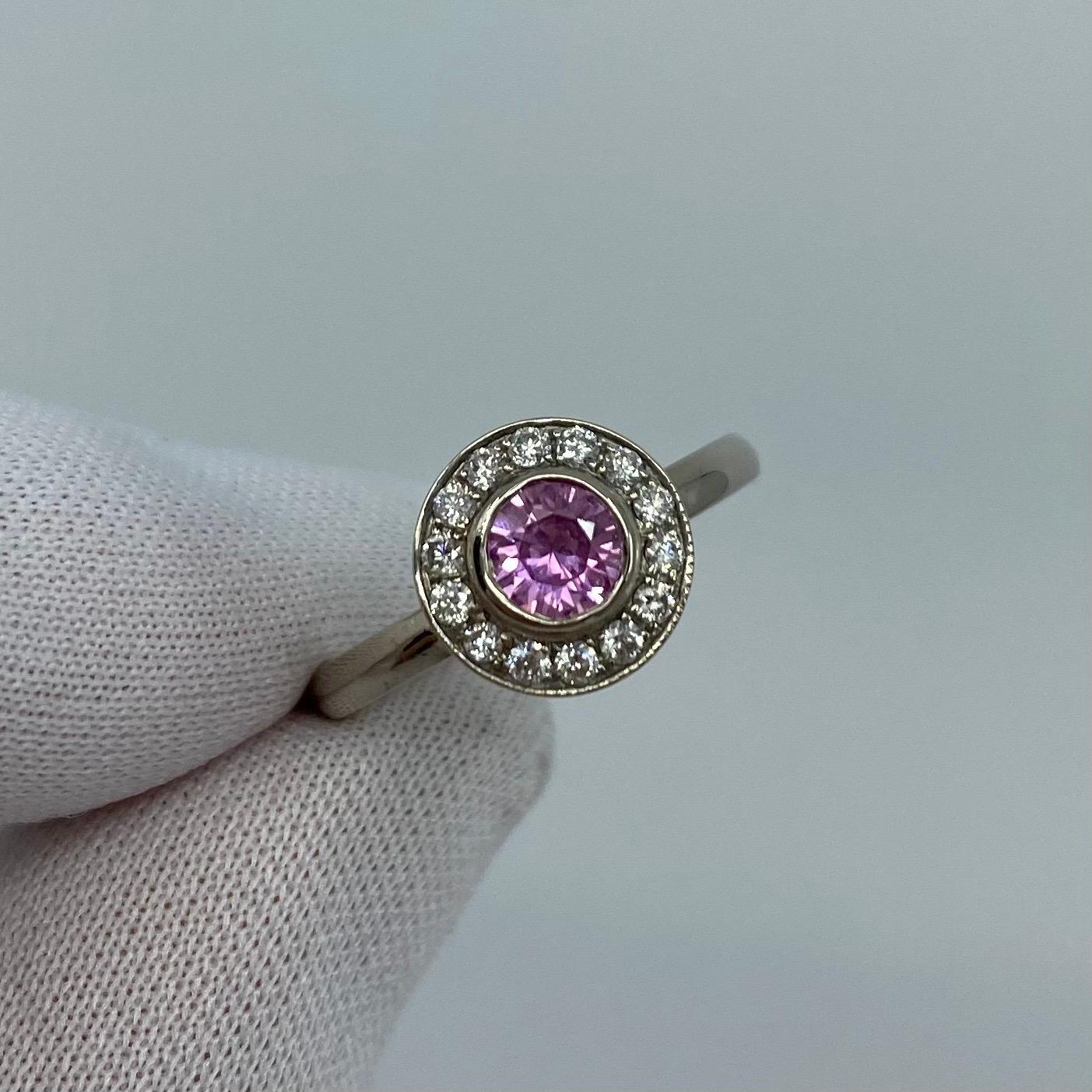 1.00 Carat Vivid Pink Sapphire and Diamond 18 Karat White Gold Halo Ring For Sale 4