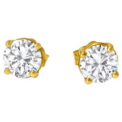 1.00 Carat VVS Diamond in 14K Gold Stud Earrings