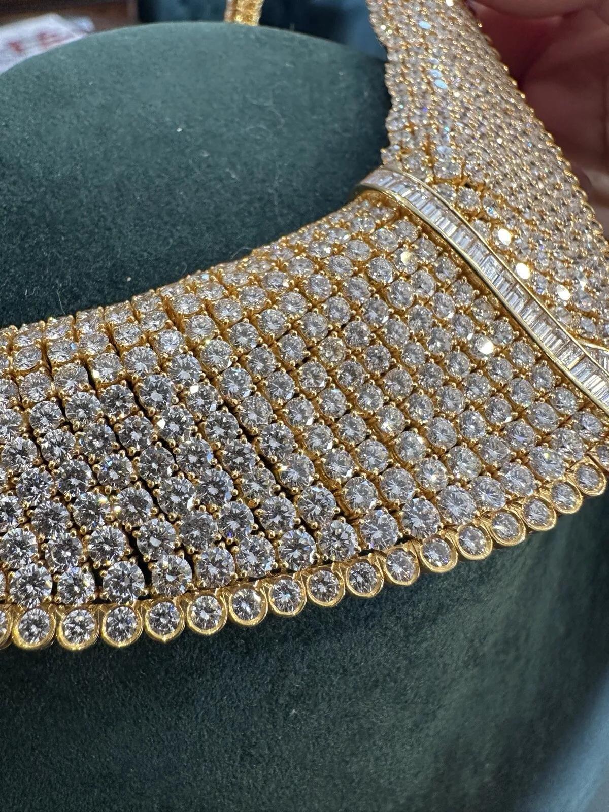 Collier de 100 carats en or jaune 18 carats en vente 1