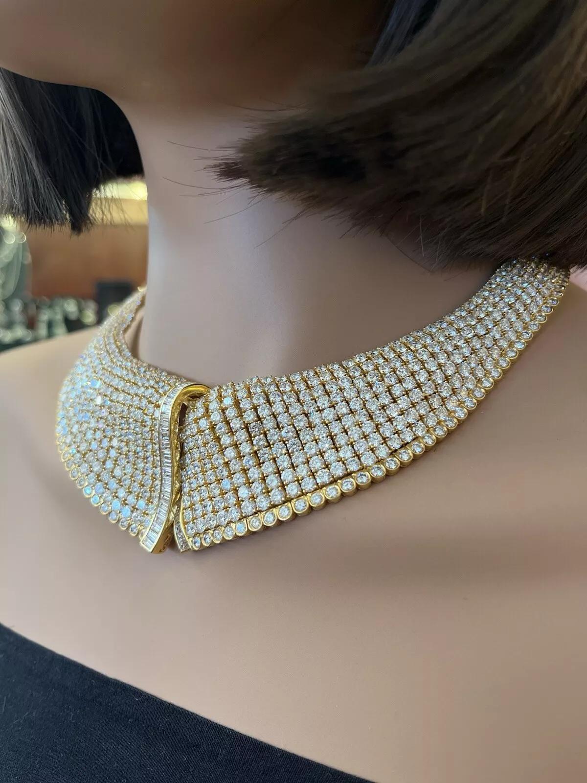 Taille ronde Collier de 100 carats en or jaune 18 carats en vente