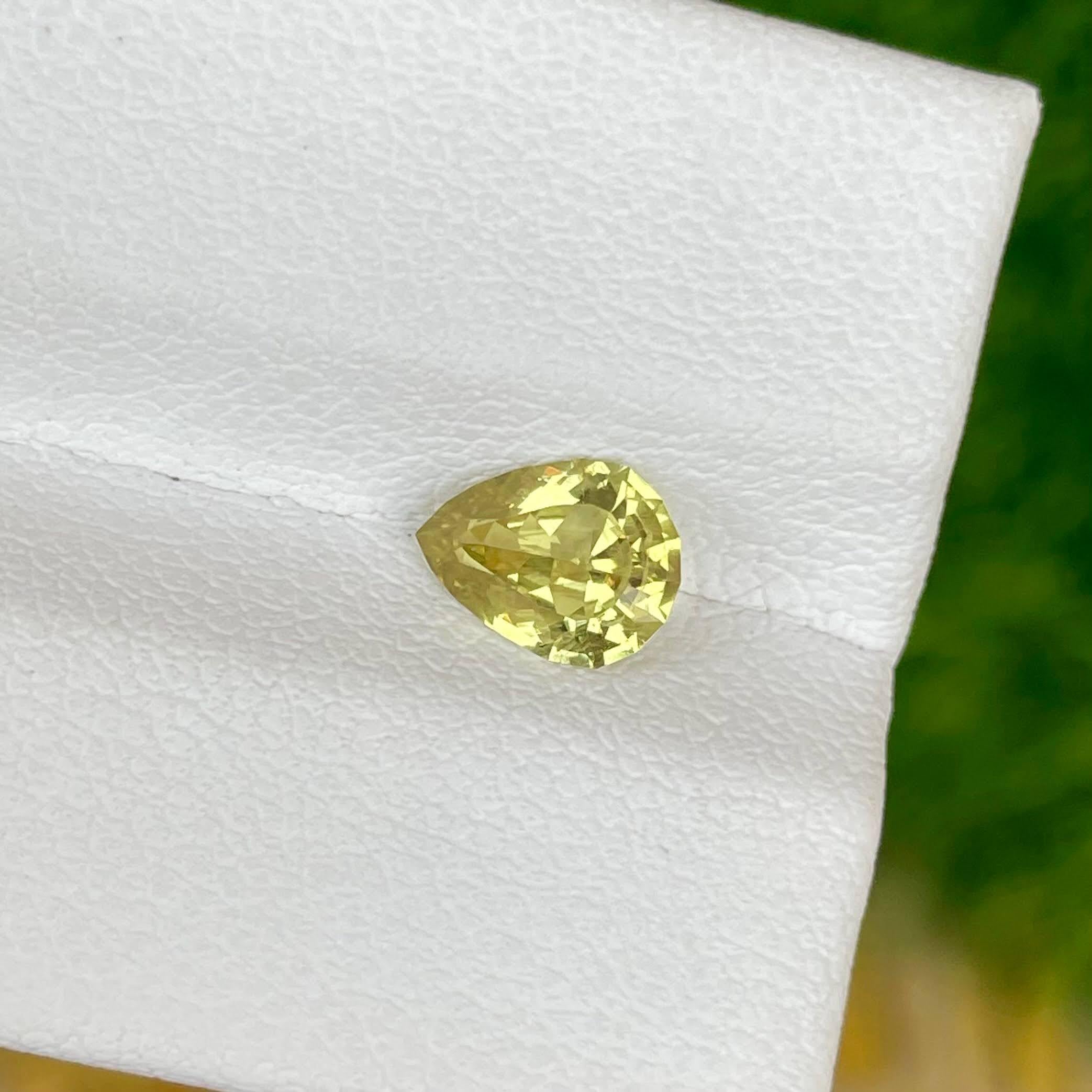  Pierre précieuse naturelle du Mali, grenat jaune rare taille poire de 1,00 carat Unisexe 