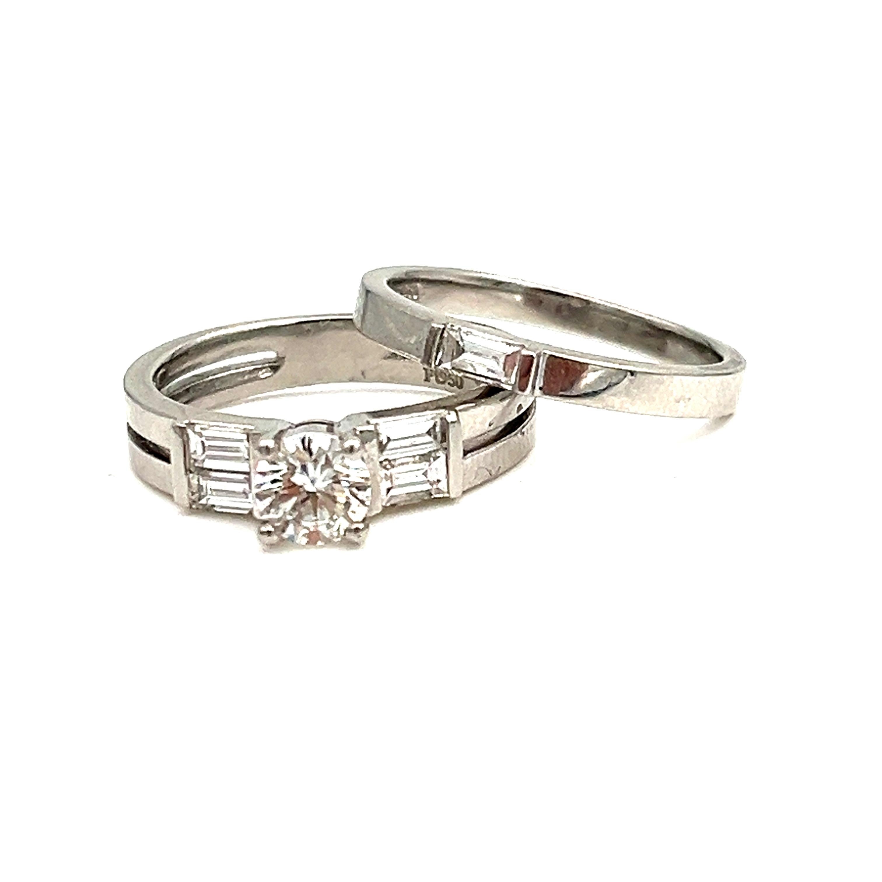 Round Cut 1.00 ct Diamond Engagement Ring Set For Sale
