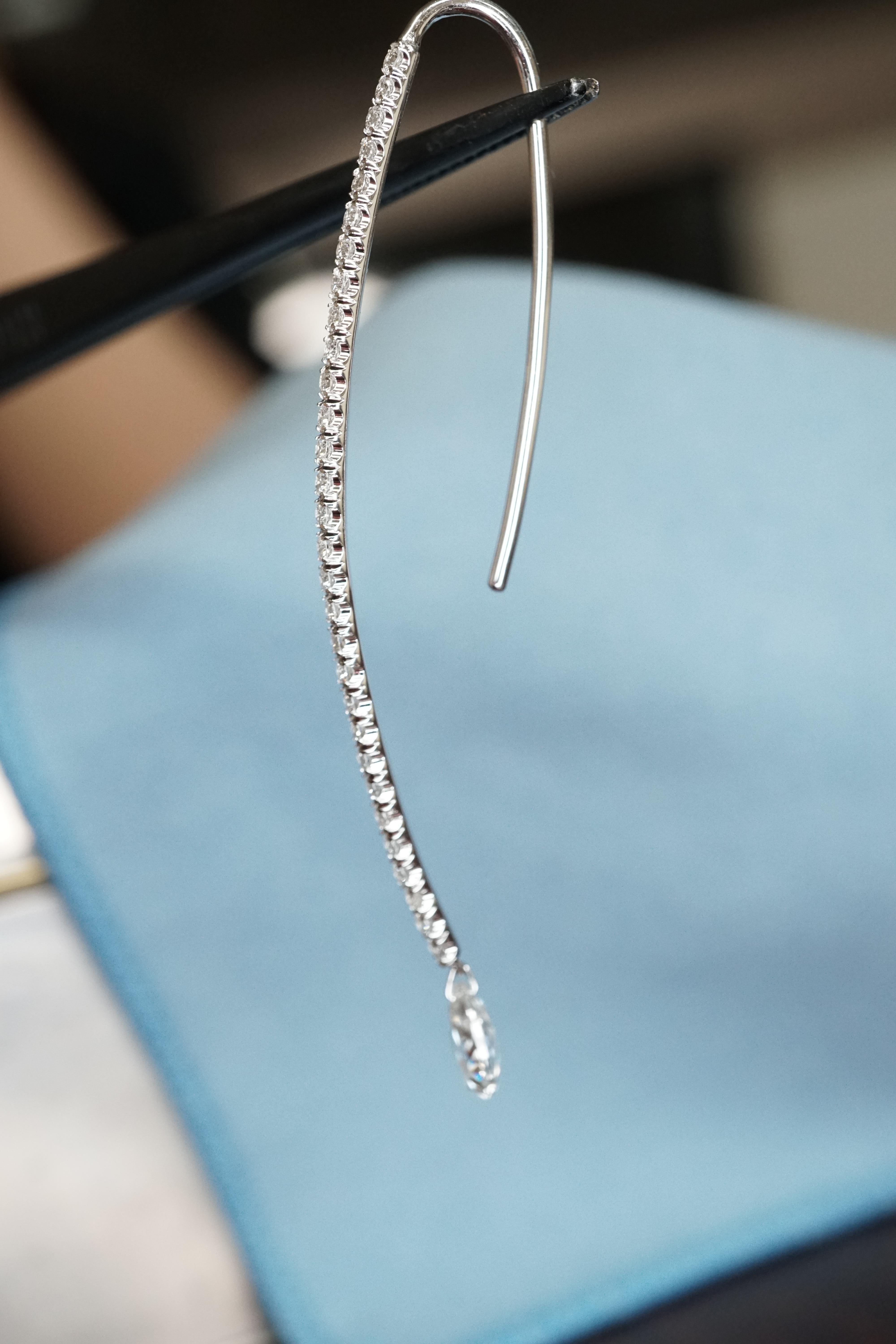 Rose Cut Dangling Pear Shape Briolette Earrings in 18K White Gold For Sale