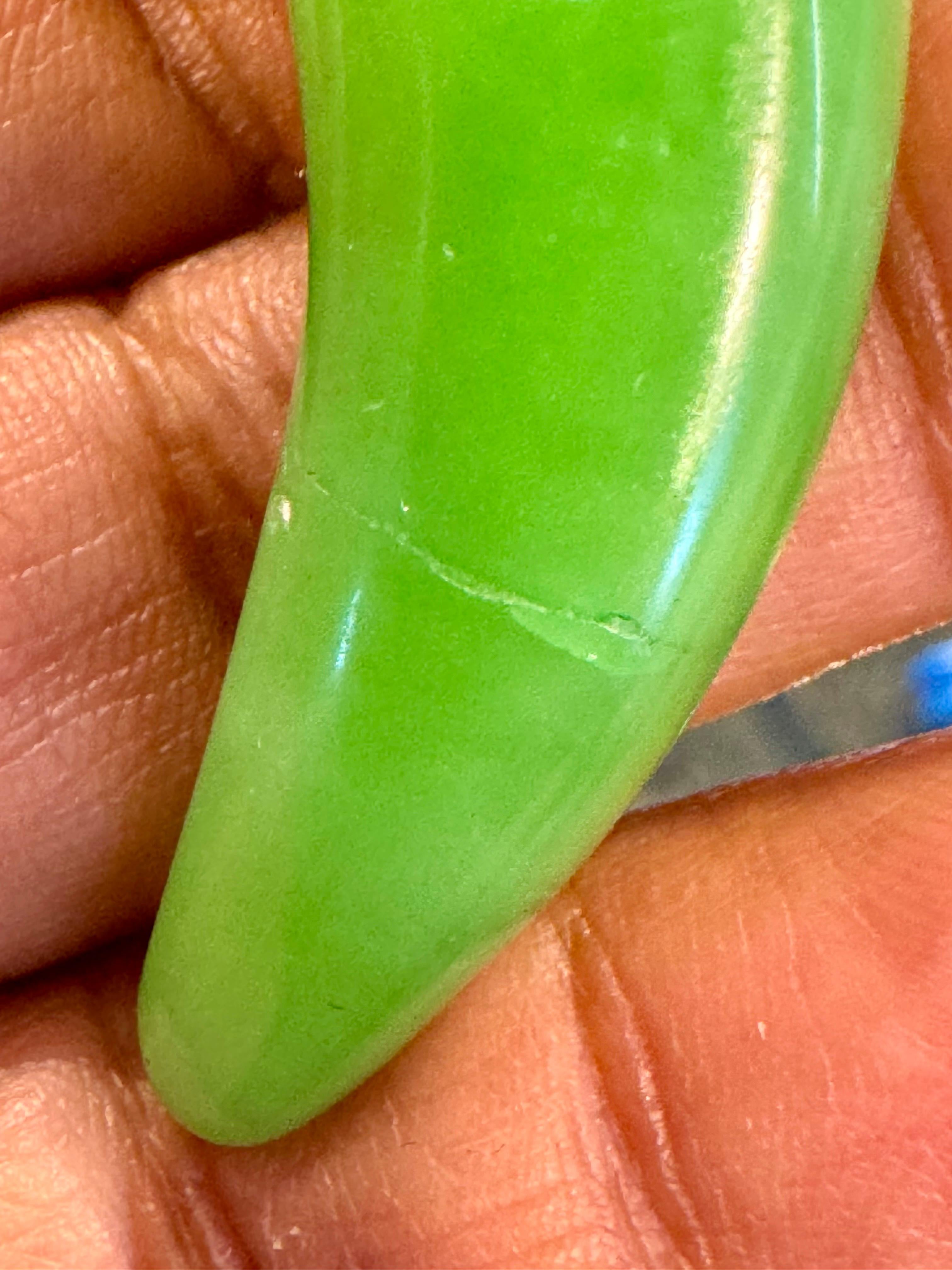 Taille cabochon Collier avec pendentif en jade 100 ct Chaîne réglable de 14