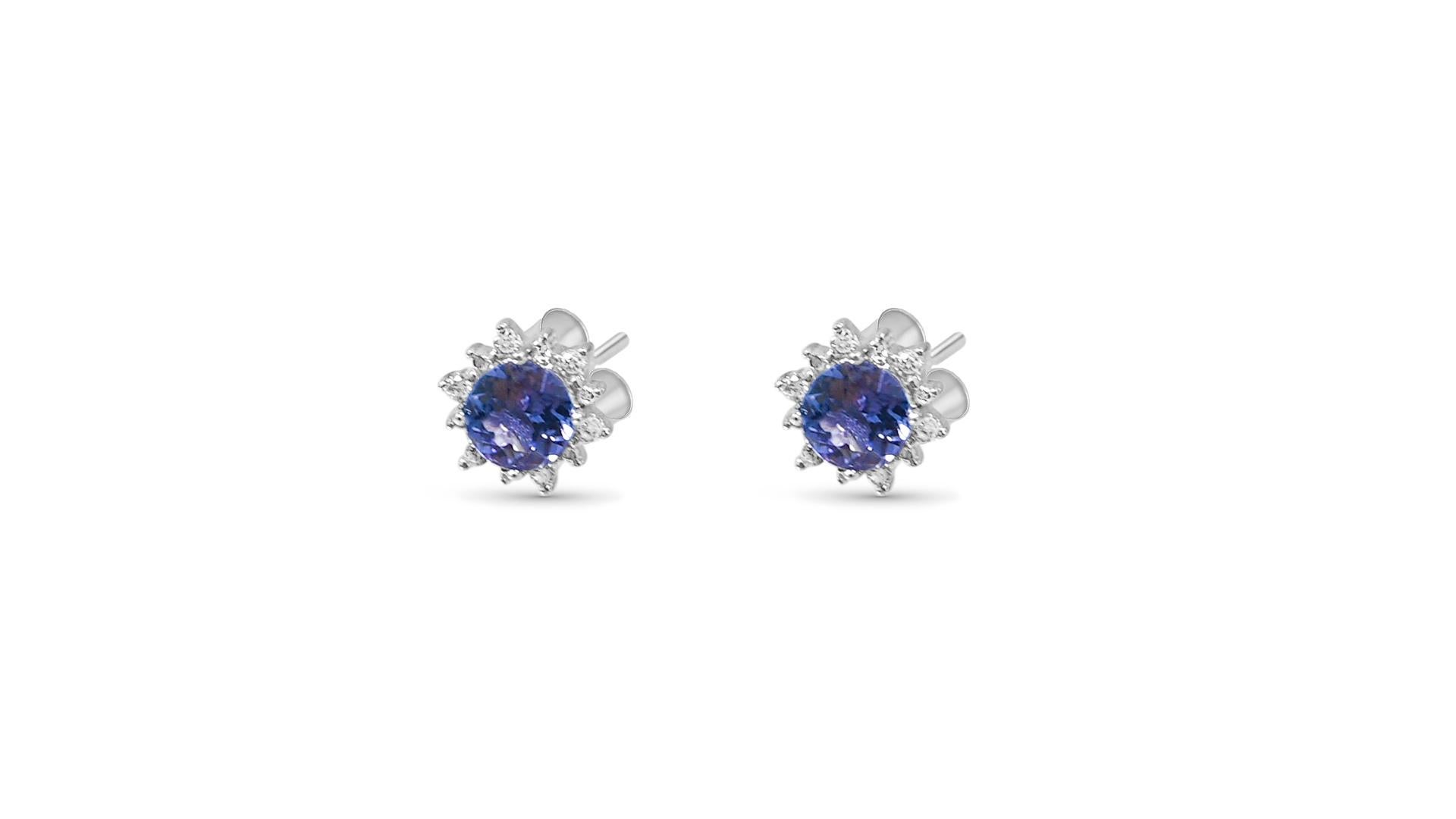 Welcome to Blue Star Gems NY LLC! Discover popular engagement Earrings & wedding Earrings designs from classic to vintage inspired. We offer Joyful jewelry for everyday wear. Just for you. We go above and beyond the current industry standards to