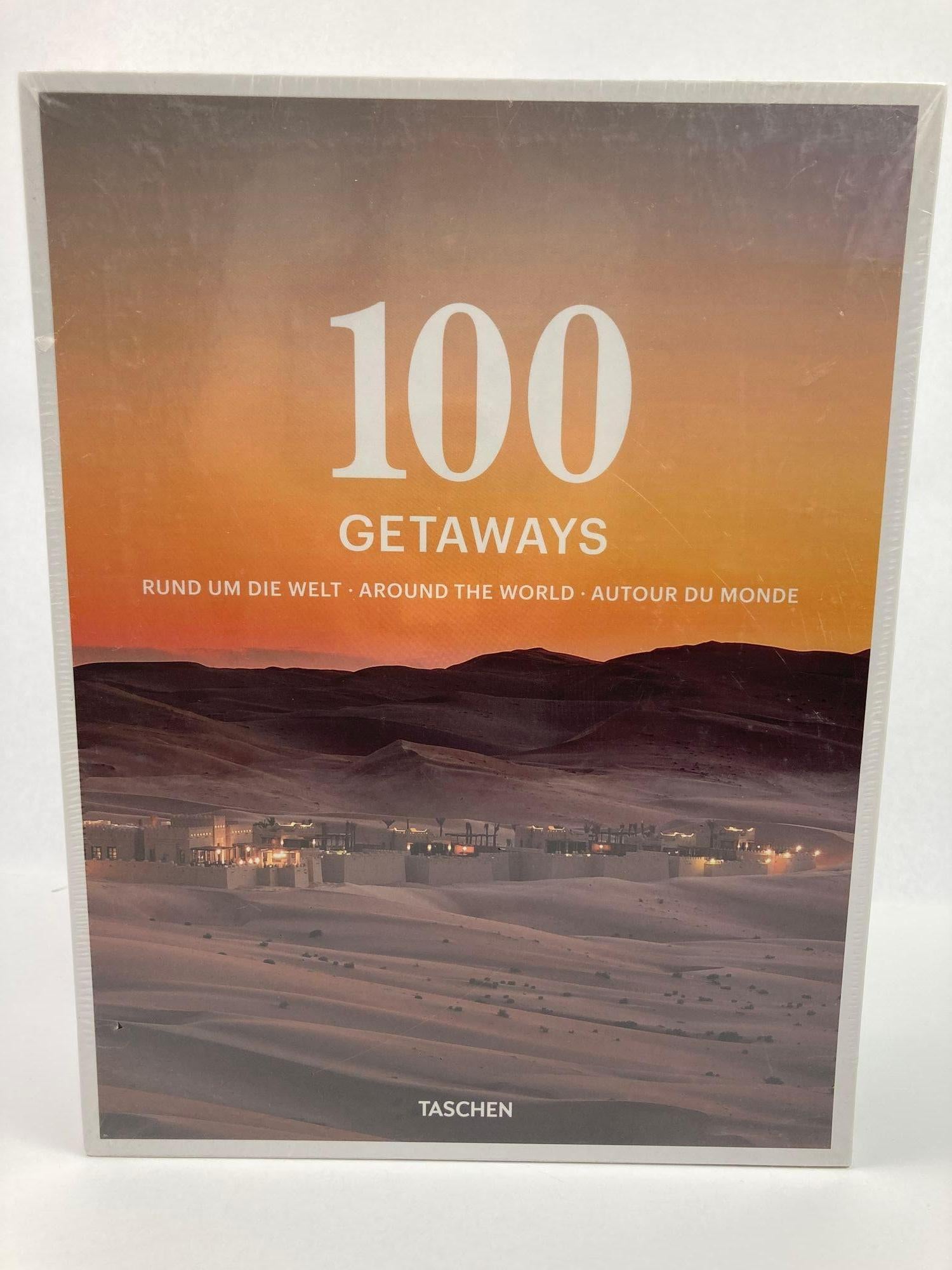Papier 100 Getaways Around the World de Margit J. Mayer TASCHEN couverture rigide 2014 en vente