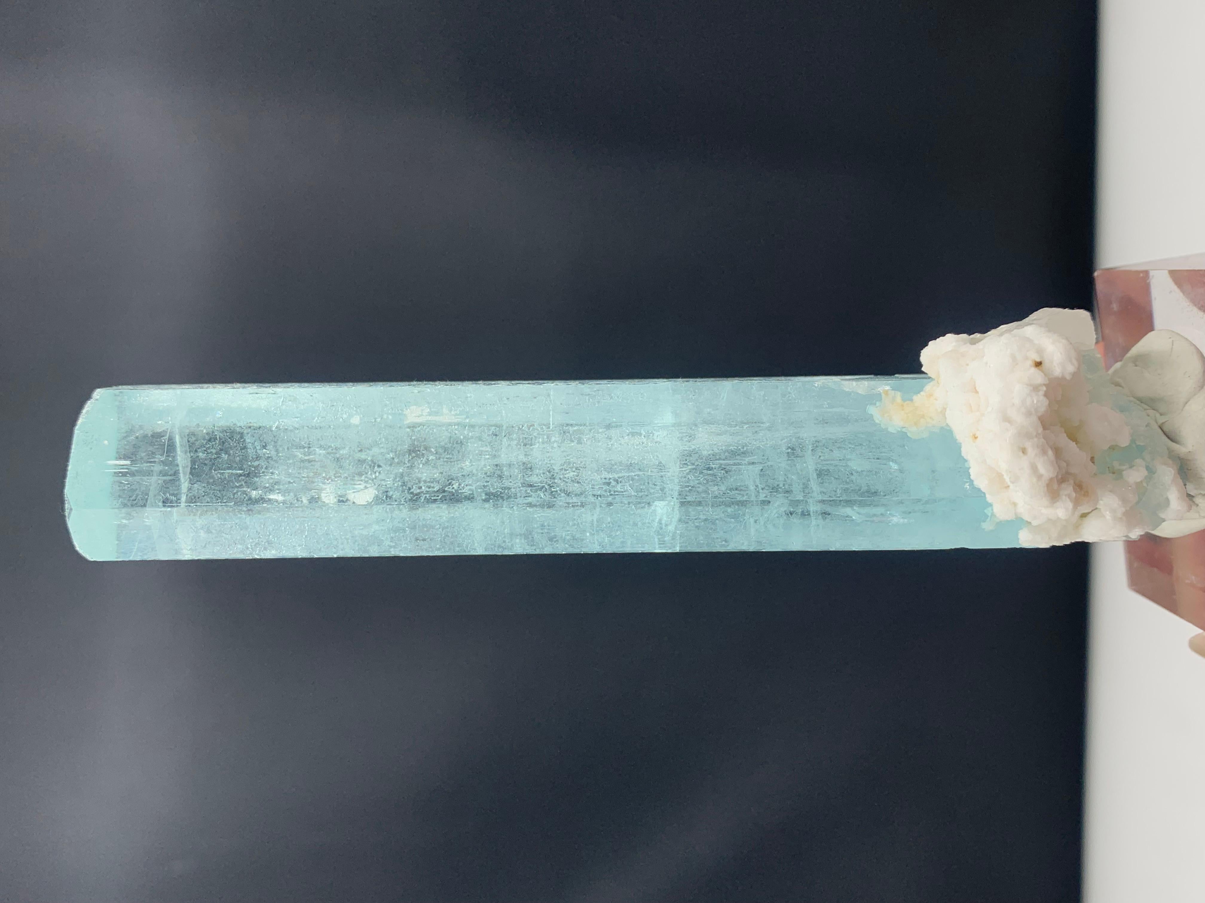 100 Gram Stunning Natural Aquamarine Specimen from Nagar Valley, Pakistan For Sale 1