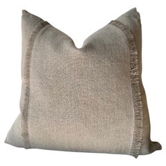 Cuscino d'accento in 100% lino naturale con inserto in piuma d'oca.