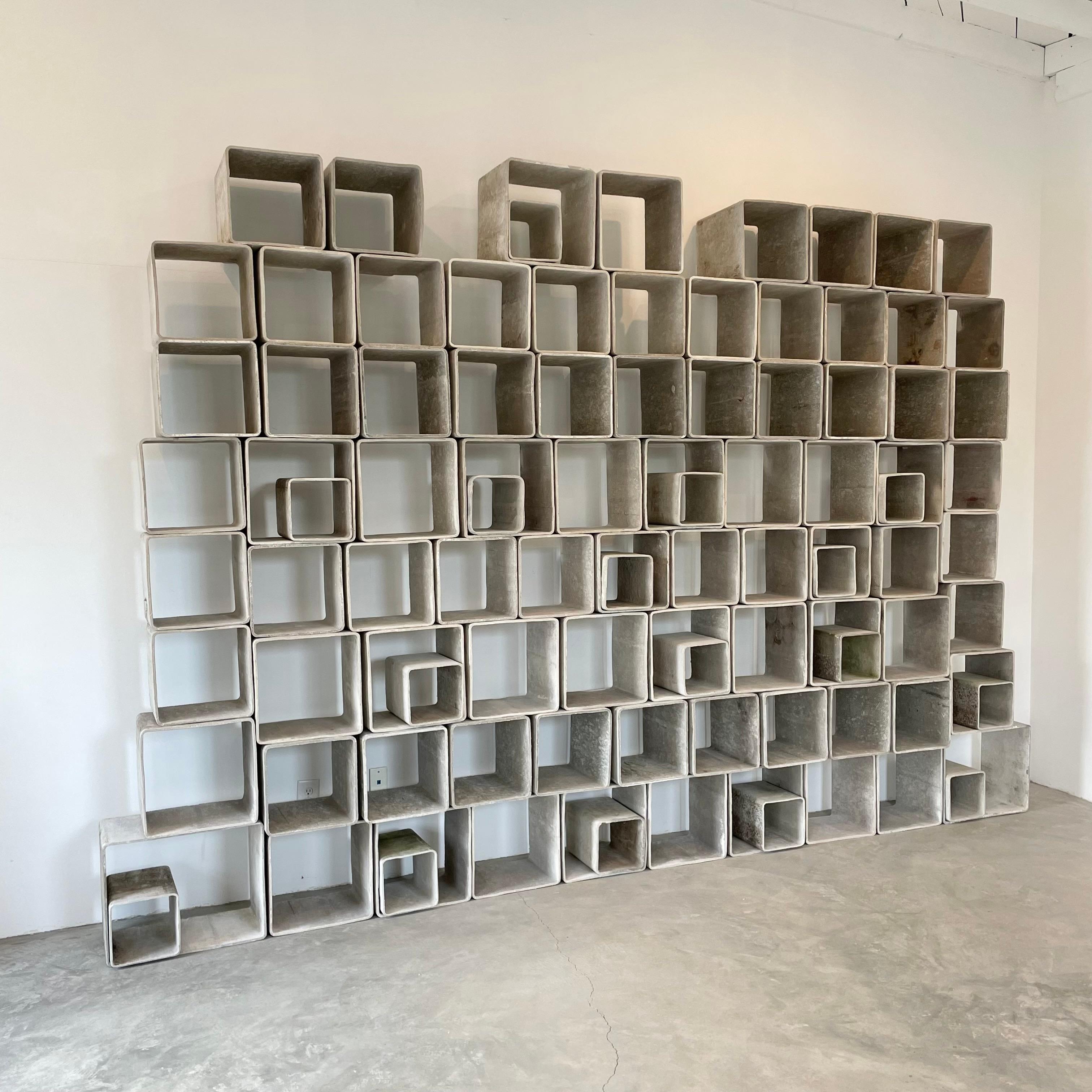 100 Piece Willy Guhl Modular Concrete Bookcase, 1960s Switzerland In Good Condition For Sale In Los Angeles, CA