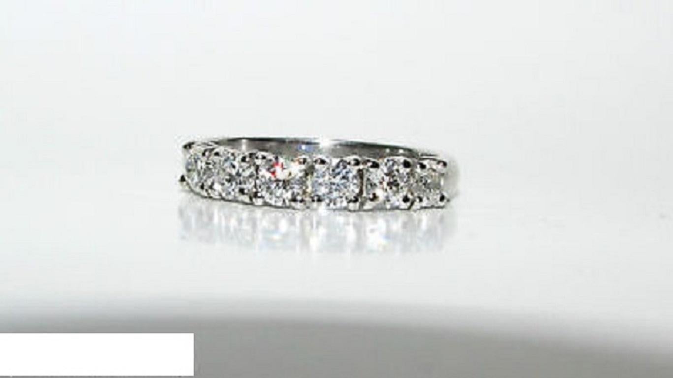 Women's or Men's 1.00 Round Cut Diamonds Band Ring Modern A+ G/VS For Sale