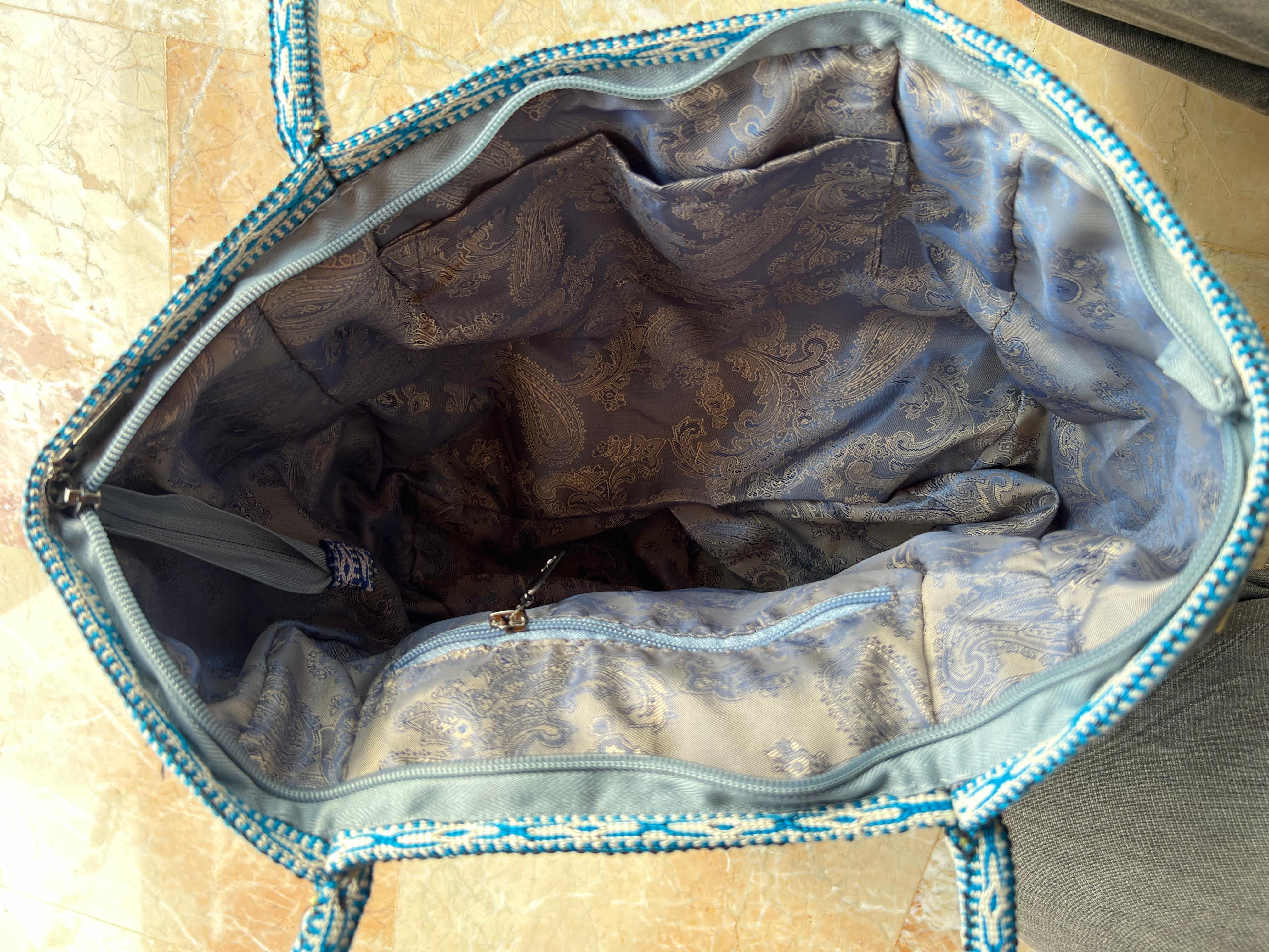 100% Silk Luxury Hand Embroidered Suzani Handbag. Hobo Bag, Tote Bag, Bucket Bag For Sale 2