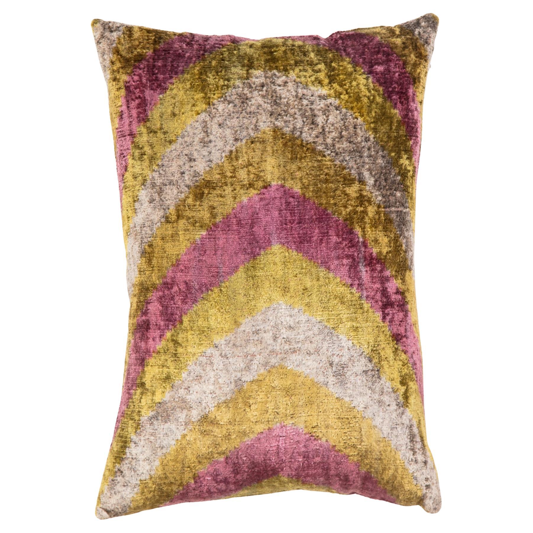 %100 Silk & Natural Dye, Velvet & Ikat Cushion Cover, Uzbekistan Modern Pillow For Sale