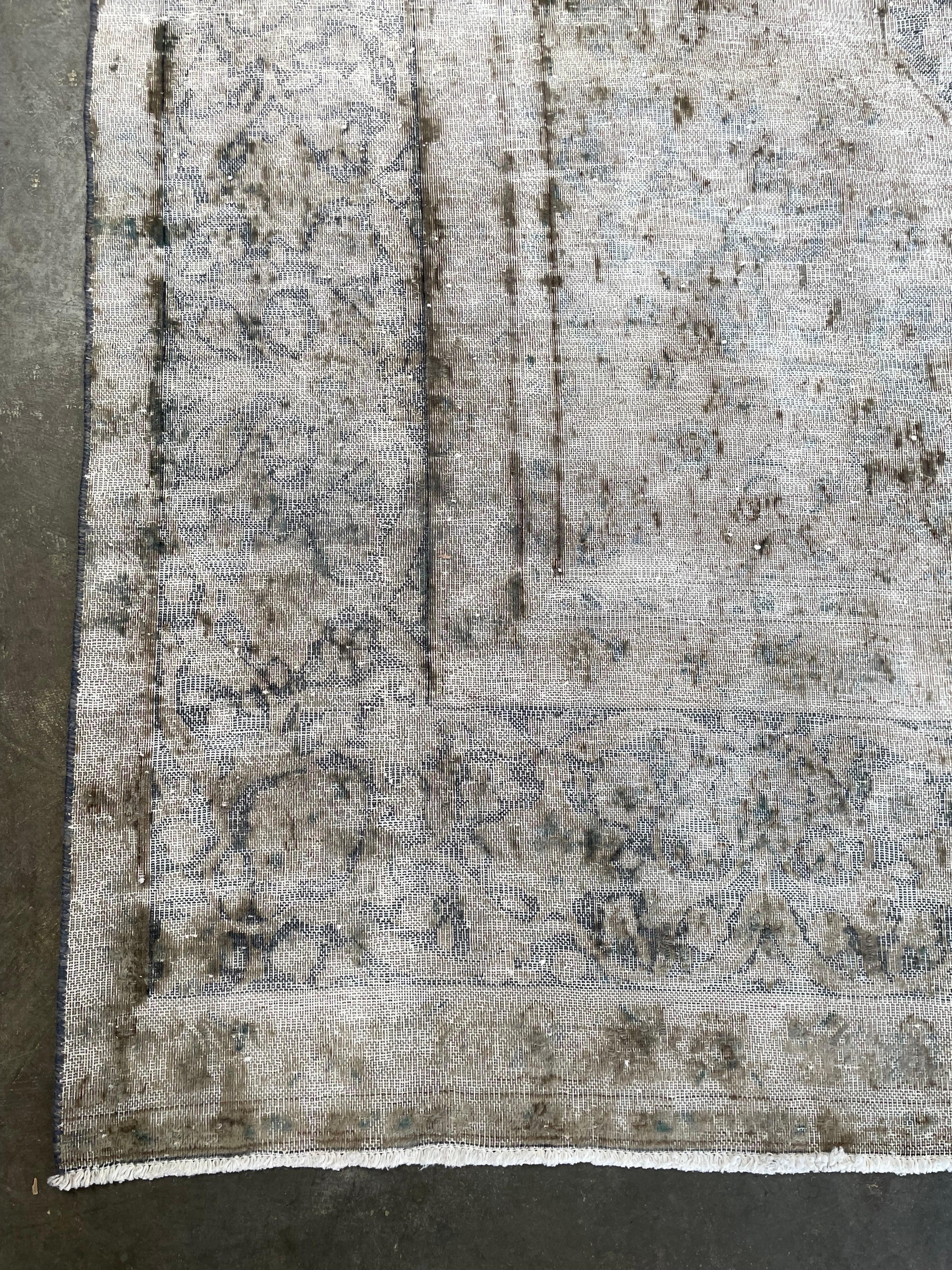 100% Wool Hand Knotted Turkish Rug 10