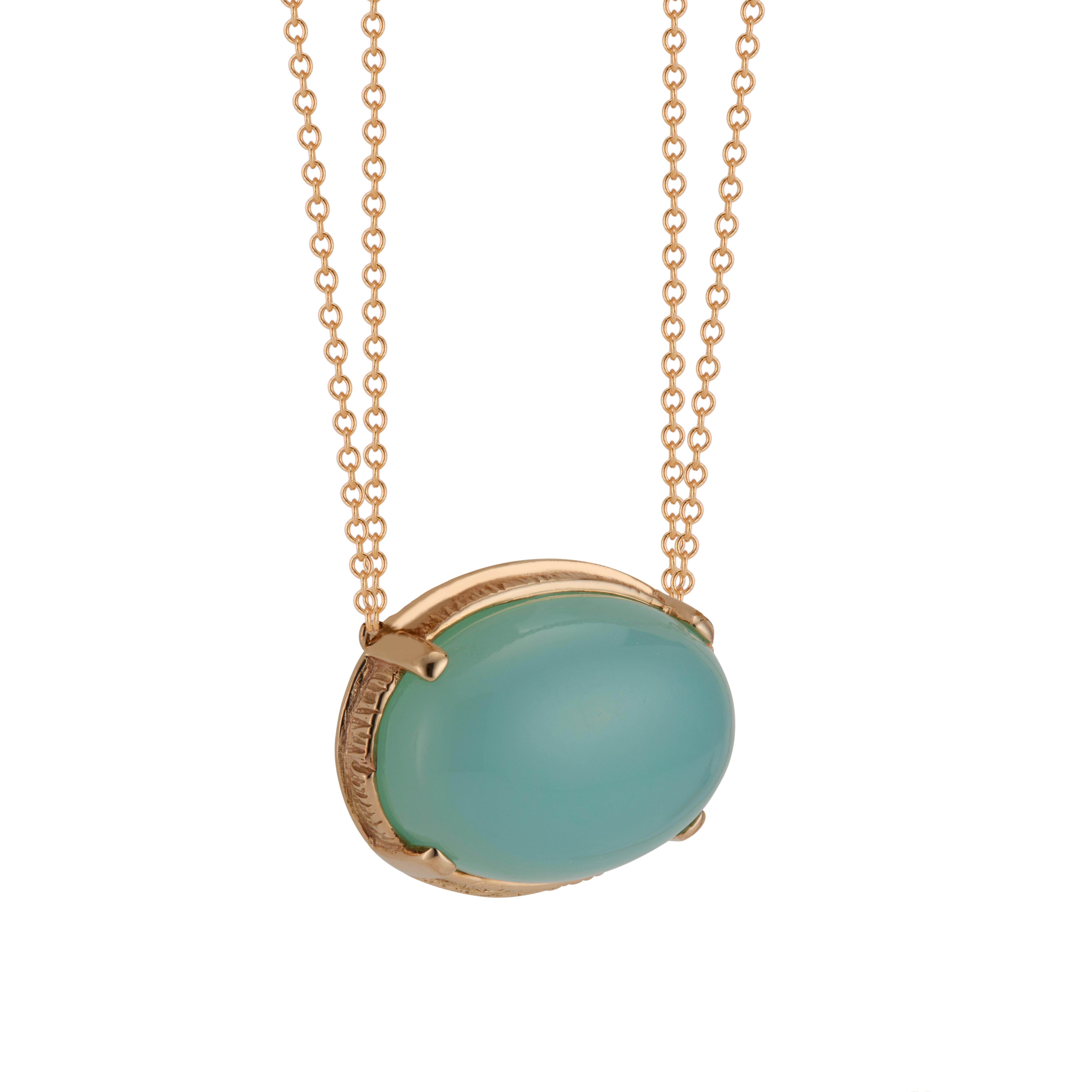 Oval Cut 10.00 Carat Blue Chalcedony Yellow Gold Pendant Necklace