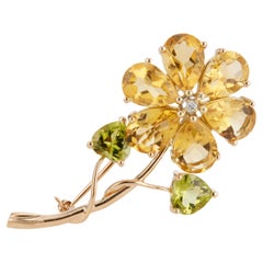 Retro 10.00 Carat Citrine Peridot Diamond Yellow Gold Brooch