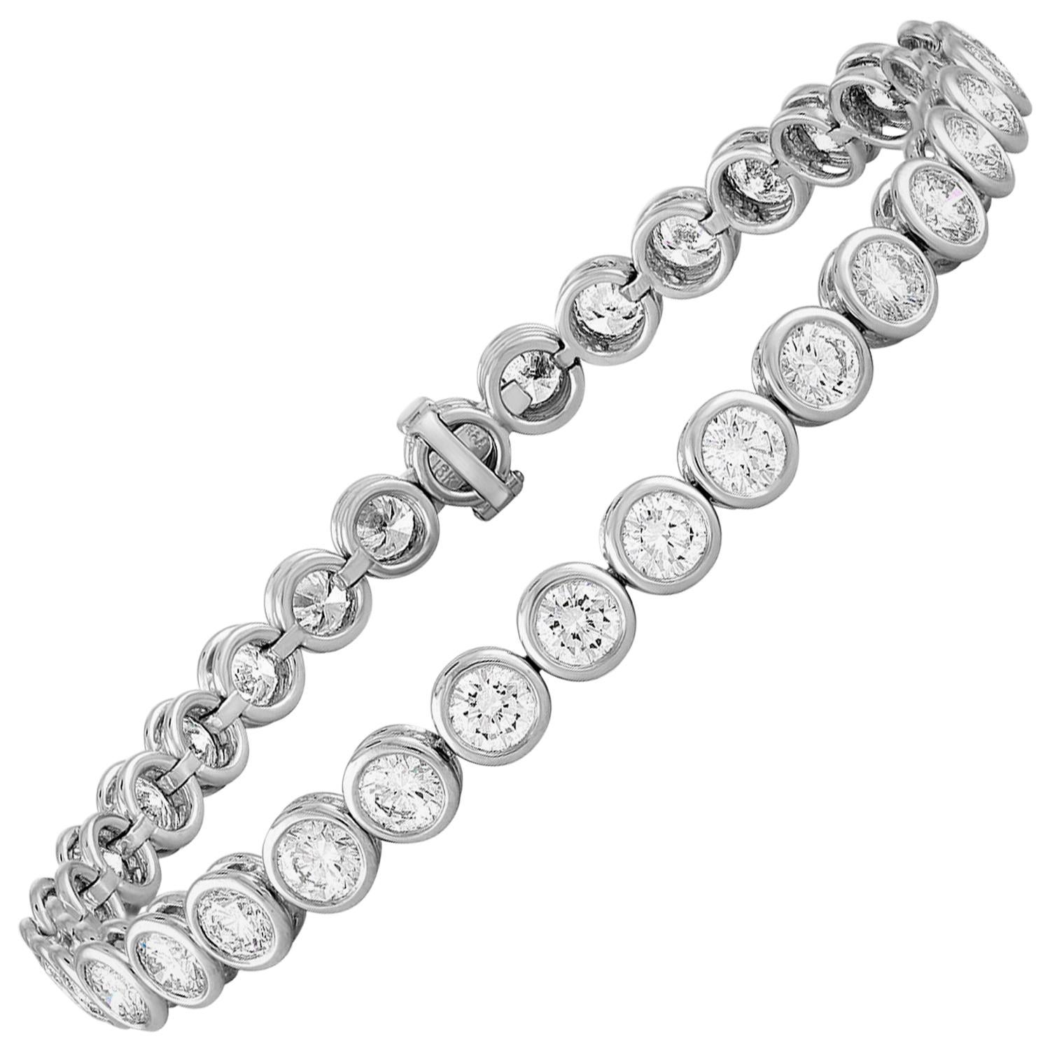 Bracelet tennis en or avec lunette en diamants de 10,00 carats