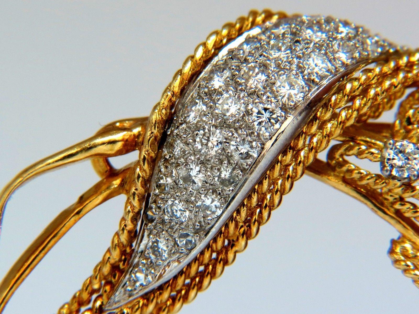 Round Cut 10.00 Carat Diamonds Raised Rope Twist 3D Deco Bundle Form Pin Brooch 18 Karat For Sale