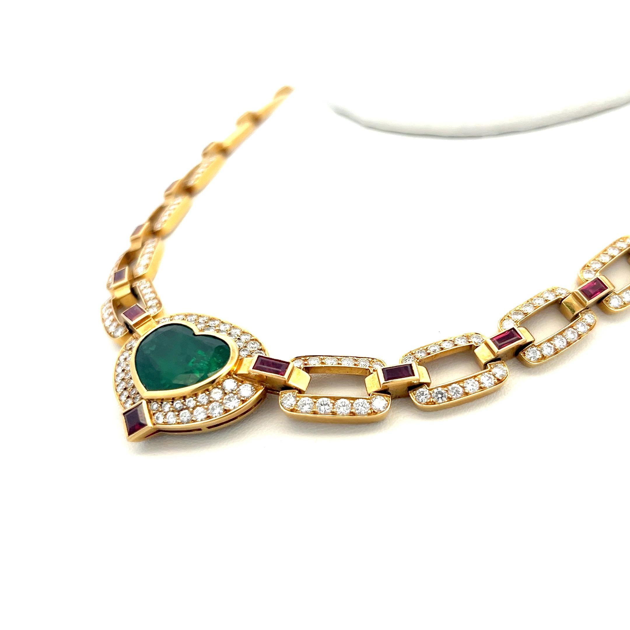 Title:
10.00 Carat Heart Shape Emerald 6.00 Carat Round Brilliant G VS Diamond 5.10 Carat Baguette Shape and Radiant Cut Ruby 18 Karat Yellow Gold Pendant Necklace
Style:
Pendant
Metal:
18 Karat Yellow Gold
Gemstone 1:
10 Carat EMR
Number of
