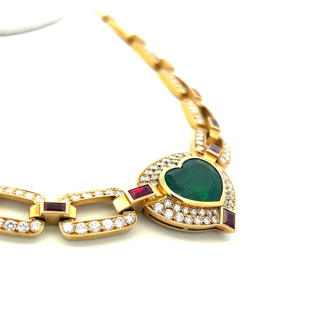 10.00 Carat Emerald 6.00 Carat Round Diamond 5.10 Carat Ruby 18K YG Necklace For Sale 1