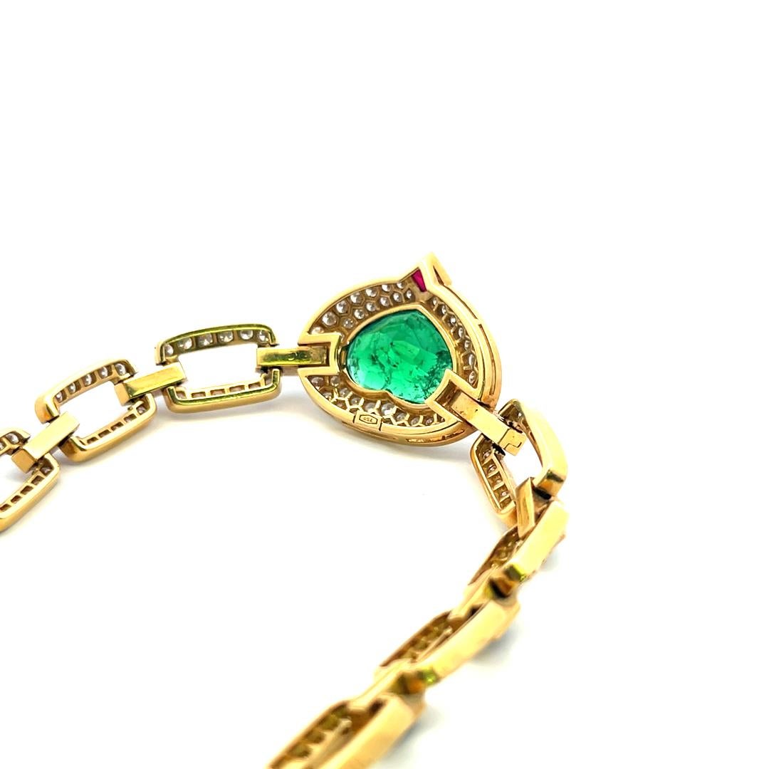 10.00 Carat Emerald 6.00 Carat Round Diamond 5.10 Carat Ruby 18K YG Necklace For Sale 4