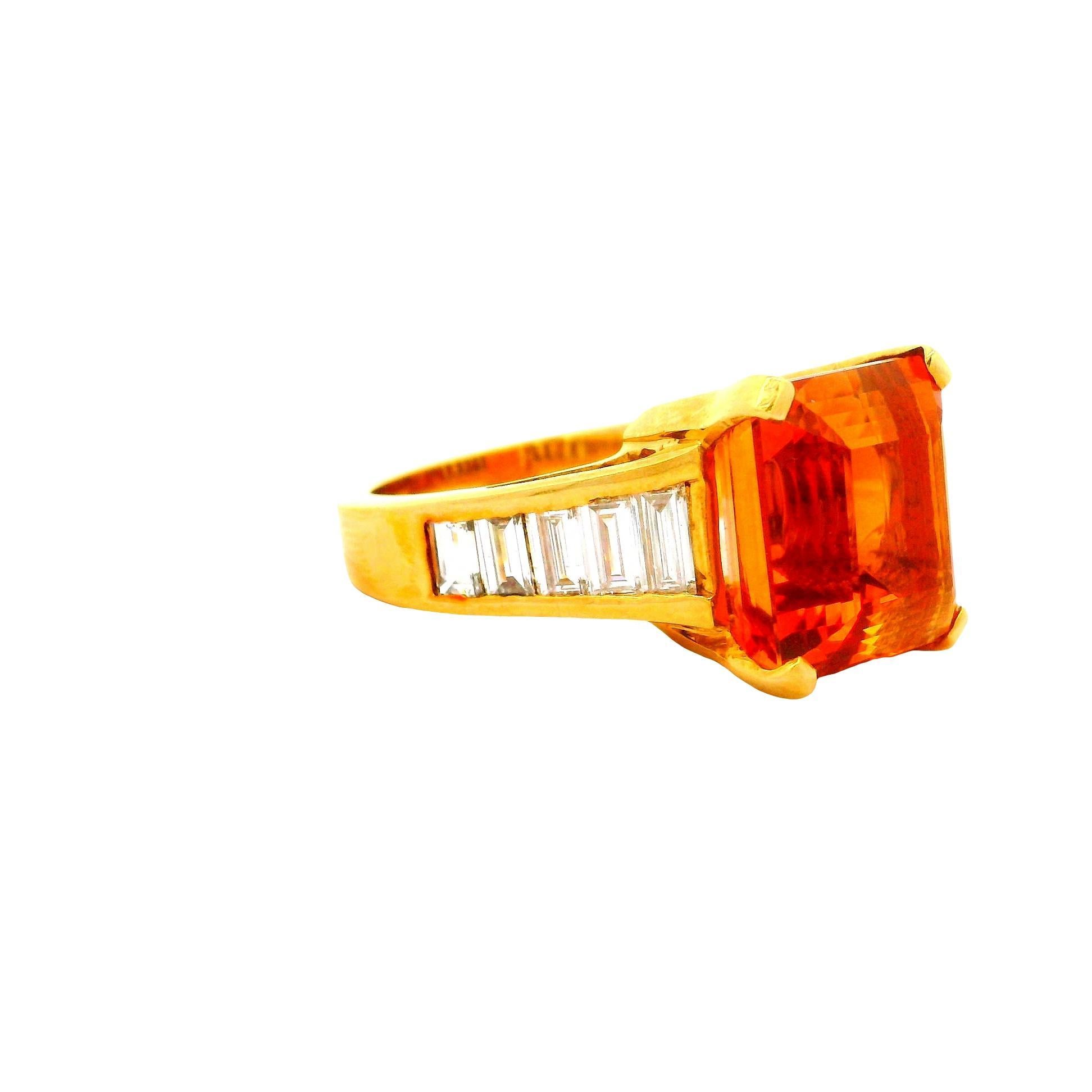 Emerald Cut 10.00 Carat Imperial Topaz Diamond 18k Yellow Gold Ring For Sale