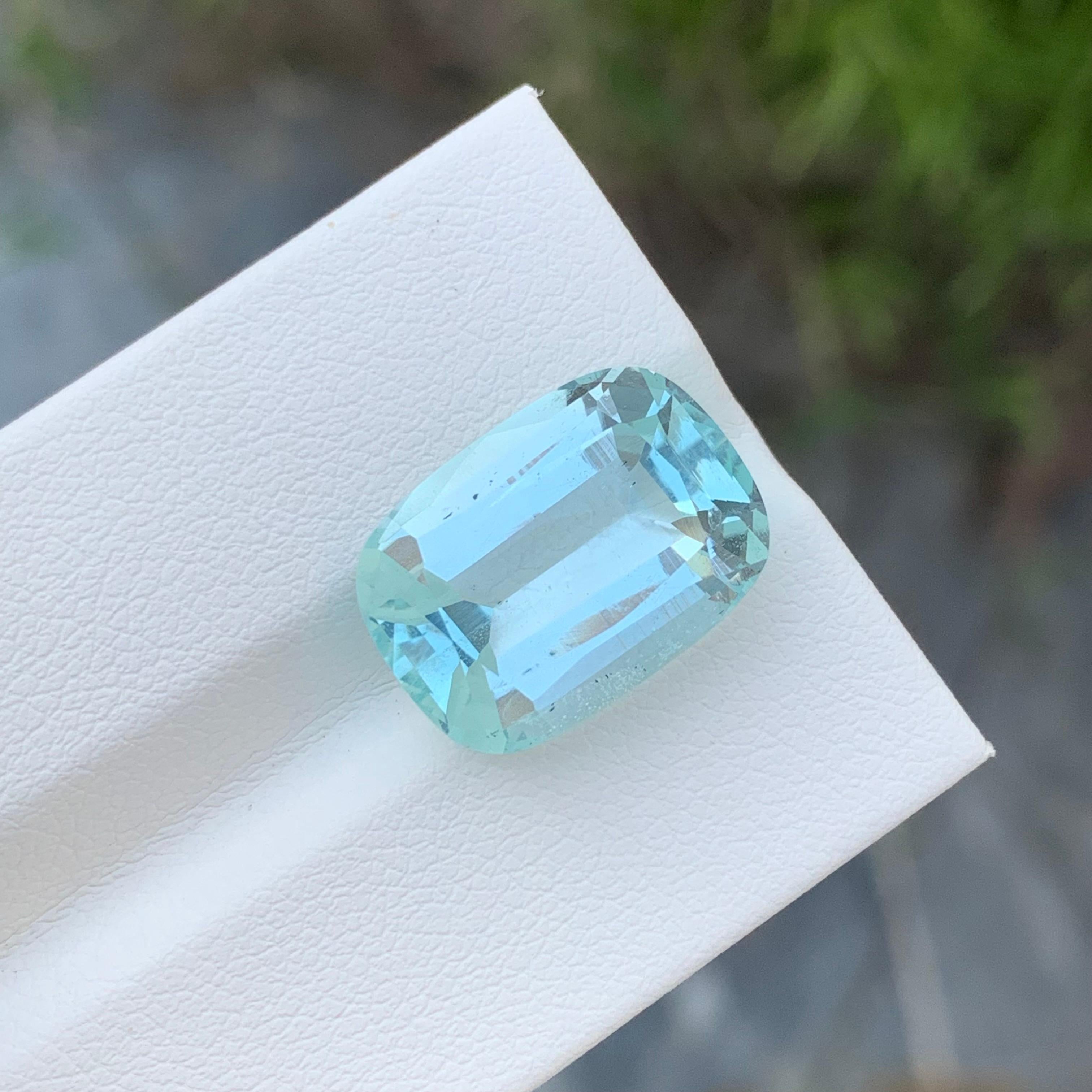 10 Carat Natural Loose Aquamarine  Cushion Shape For Necklace Gem For Sale 5