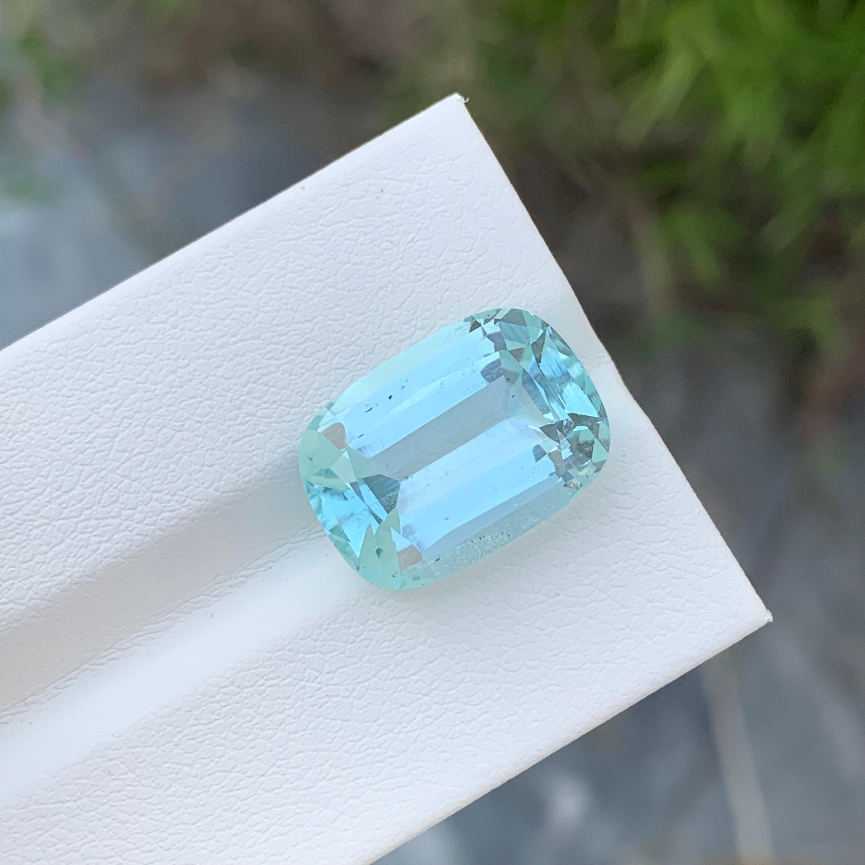 10 Carat Natural Loose Aquamarine  Cushion Shape For Necklace Gem For Sale 3