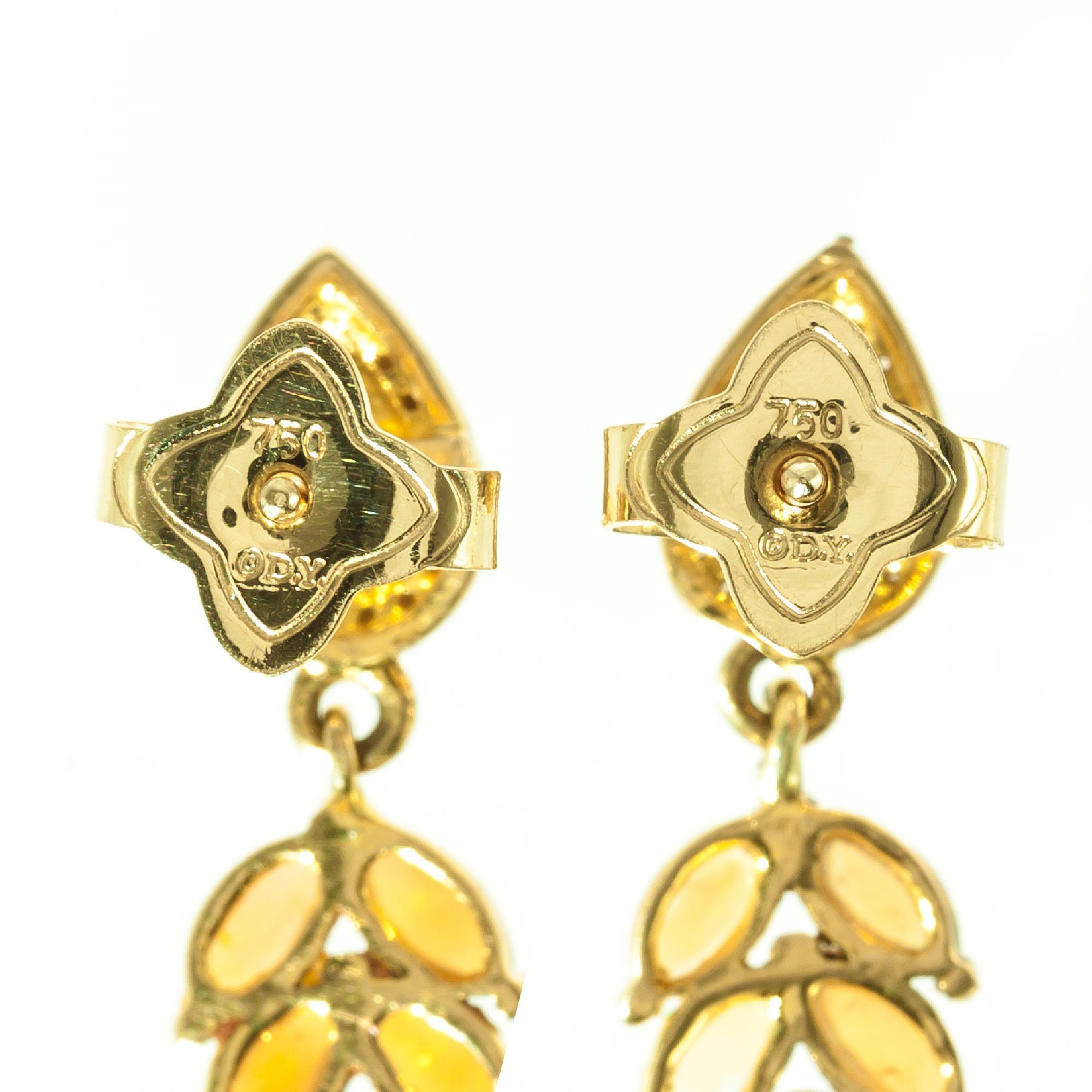 Women's 10.00 Carat Opal Diamond Yellow Gold Dangle Drop Earrings