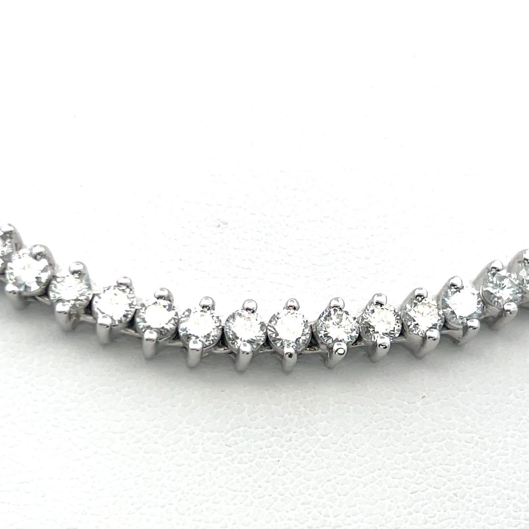 Donna 10,00 Carati Rotondo Brillante G VS Diamante 18 Karati Oro Bianco Collana Riviera in vendita