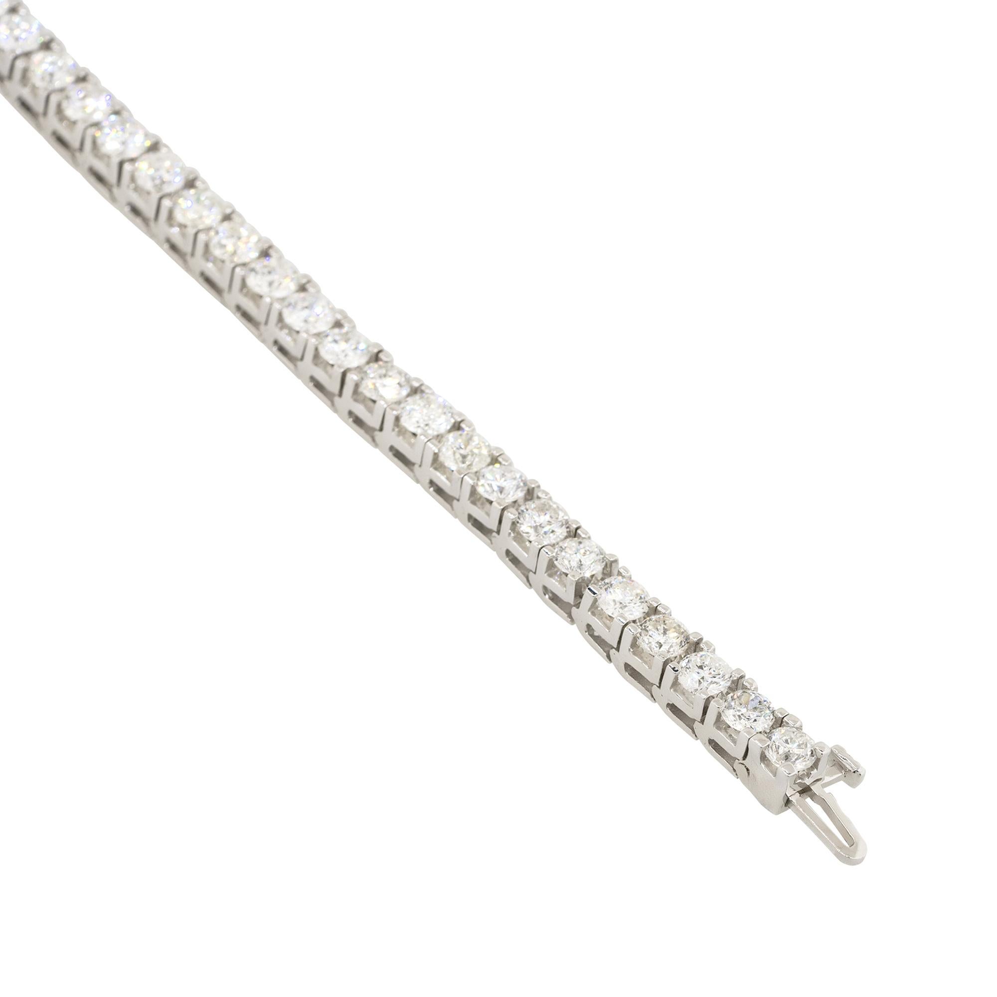 10.00 Carat Round Diamond Tennis Bracelet 14 Karat in Stock In Excellent Condition For Sale In Boca Raton, FL