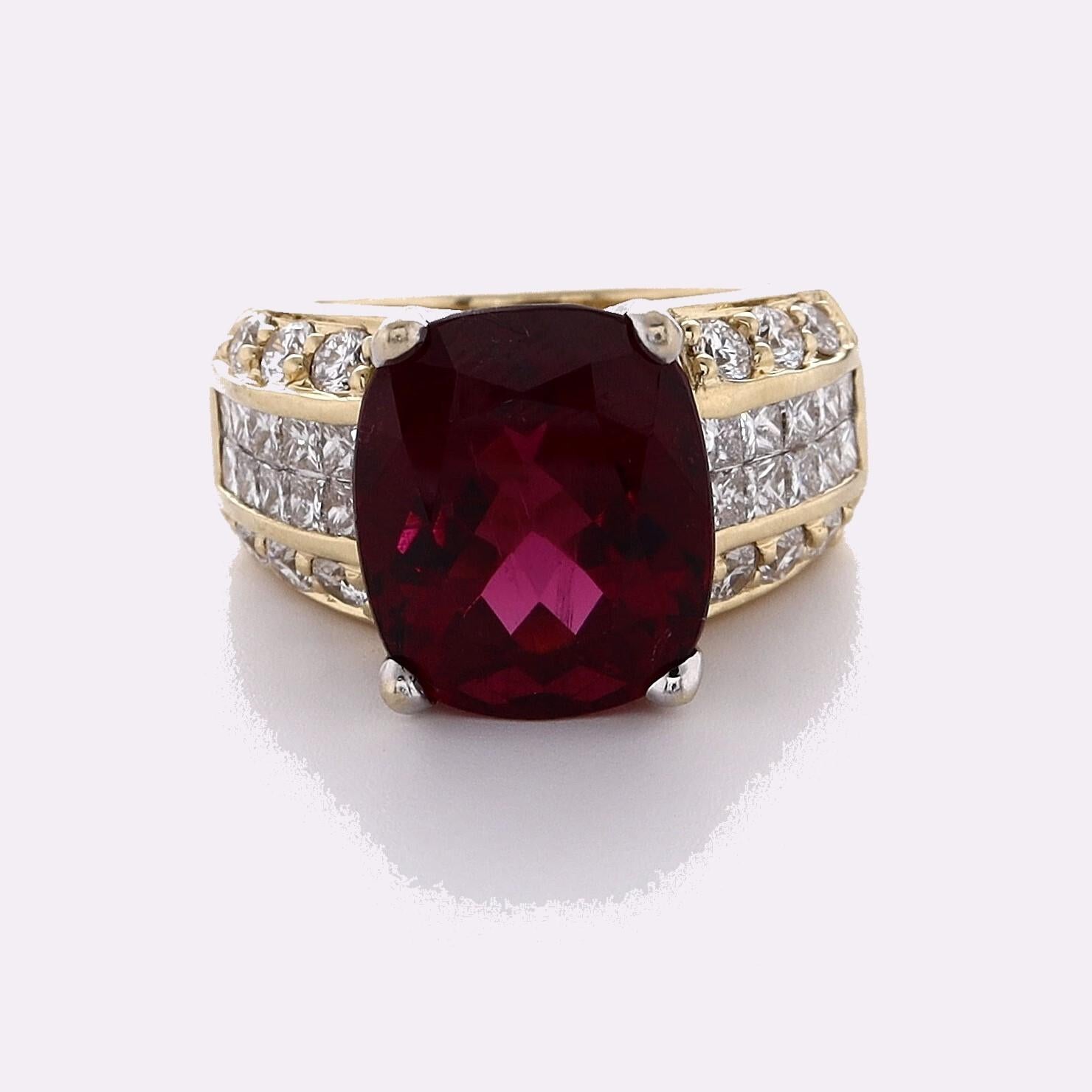 Title:
10.00 Carat Cushion Brilliant Tourmaline 1.65 Carat Princess Cut I VS2 and Round Brilliant I VS1 Diamond 18 Karat Yellow Gold Gems Stone Ring


Style:
Gems Stone


Metal:
18 Karat Yellow Gold


Gemstone 1:
10 Carat TURM


Number of