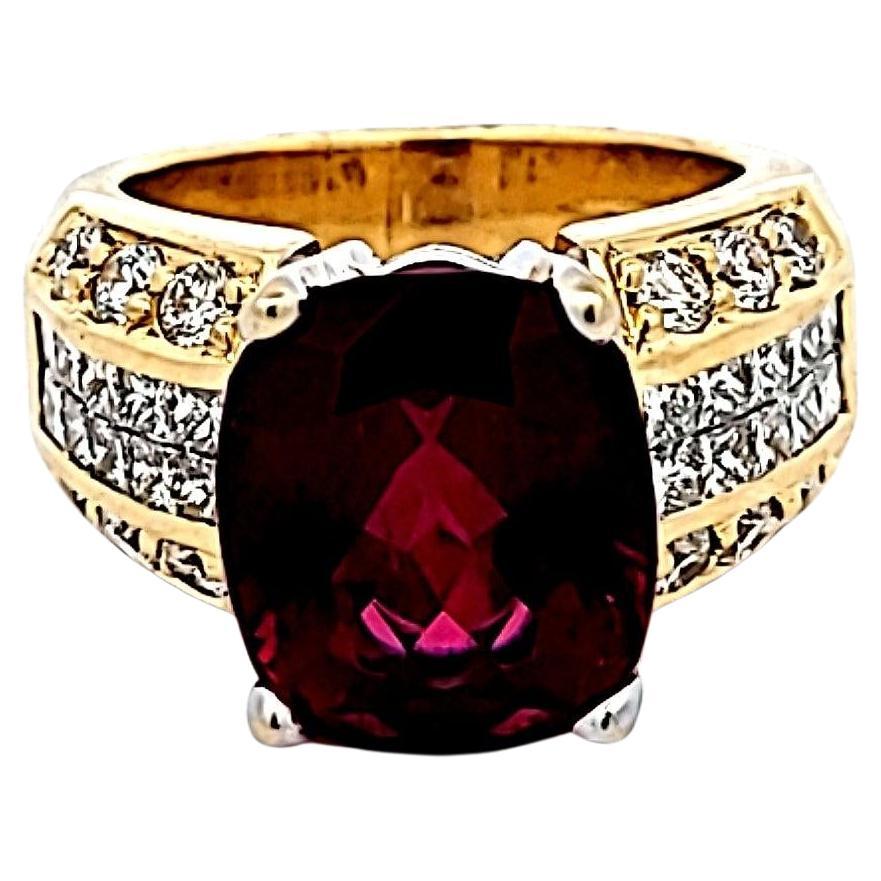 10.00 Carat Tourmaline 1.65 Carat Diamond 18 Karat Yellow Gold Gems Stone Ring