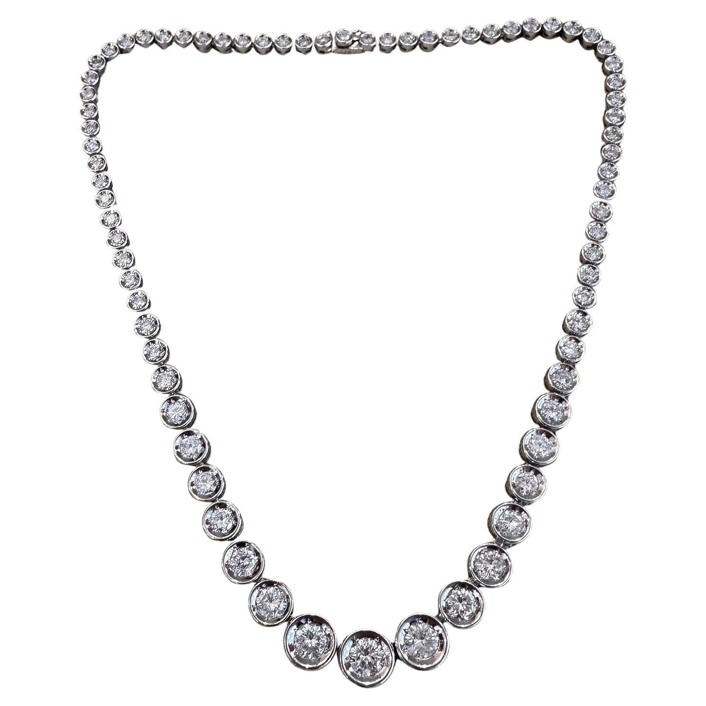 10.00 carats Bezel Set Diamond Tennis Necklace in Platinum 15 5/8" in vendita
