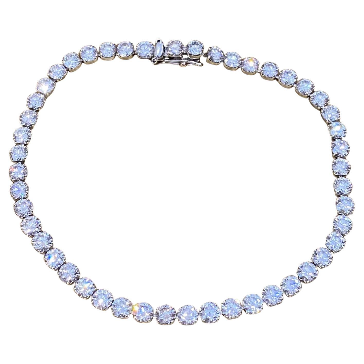 10.00 Carats Diamond Tennis Bracelet in Platinum 8.25 inches
