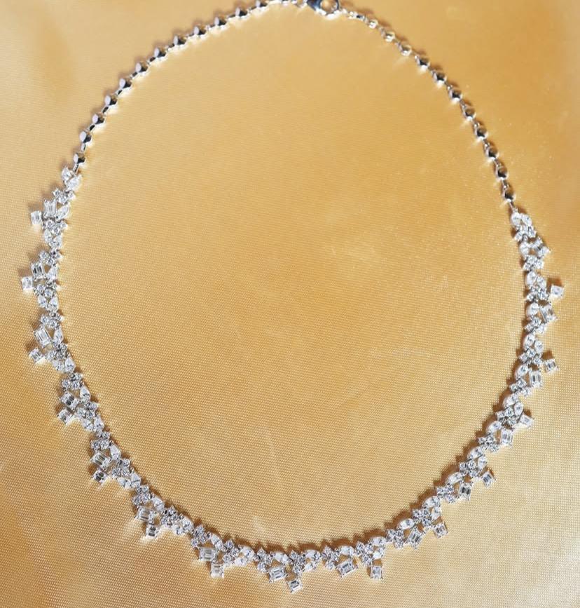 Donna 10,00 carati di diamanti a forma mista in oro 18K in vendita