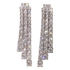 10.00 Carats Round Brillant Shape Diamonds 18K Gold Earrings