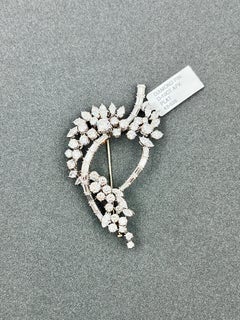 10.00 ct Antique Platinum Brooch