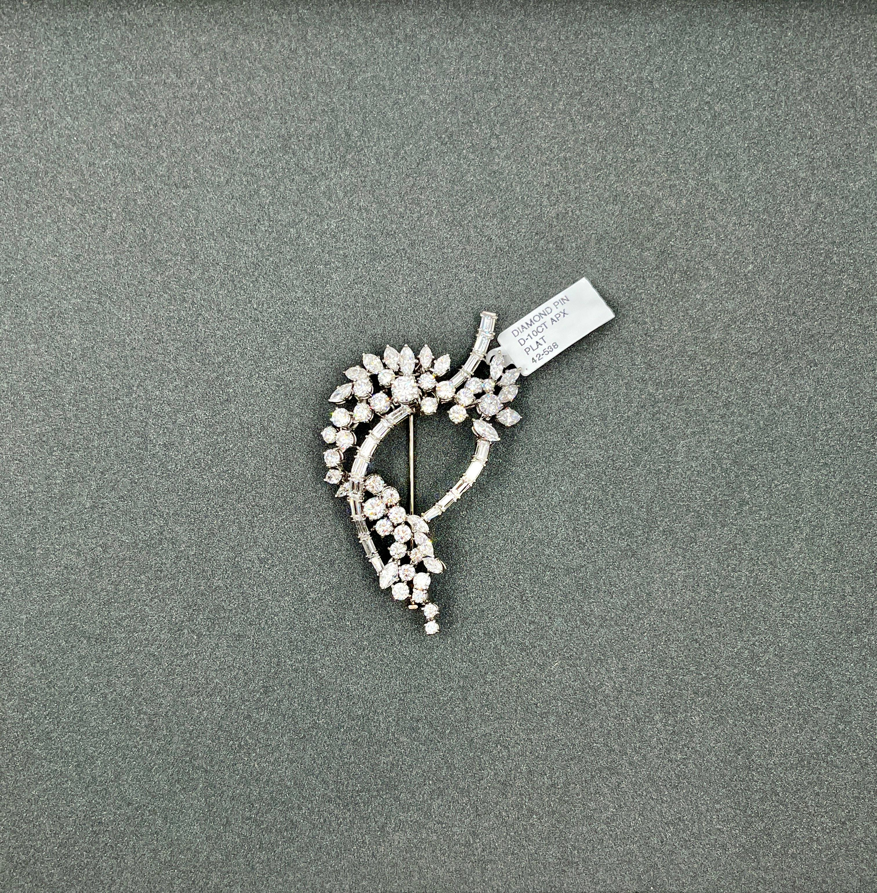 10.00 ct Antique Platinum Brooch For Sale 1