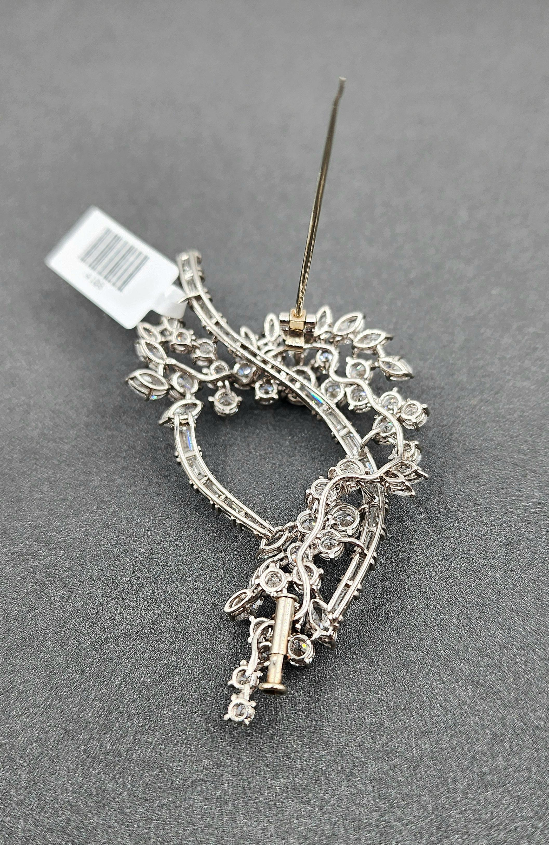 10.00 Carat Diamond Antique Brooch, Platinum For Sale 2
