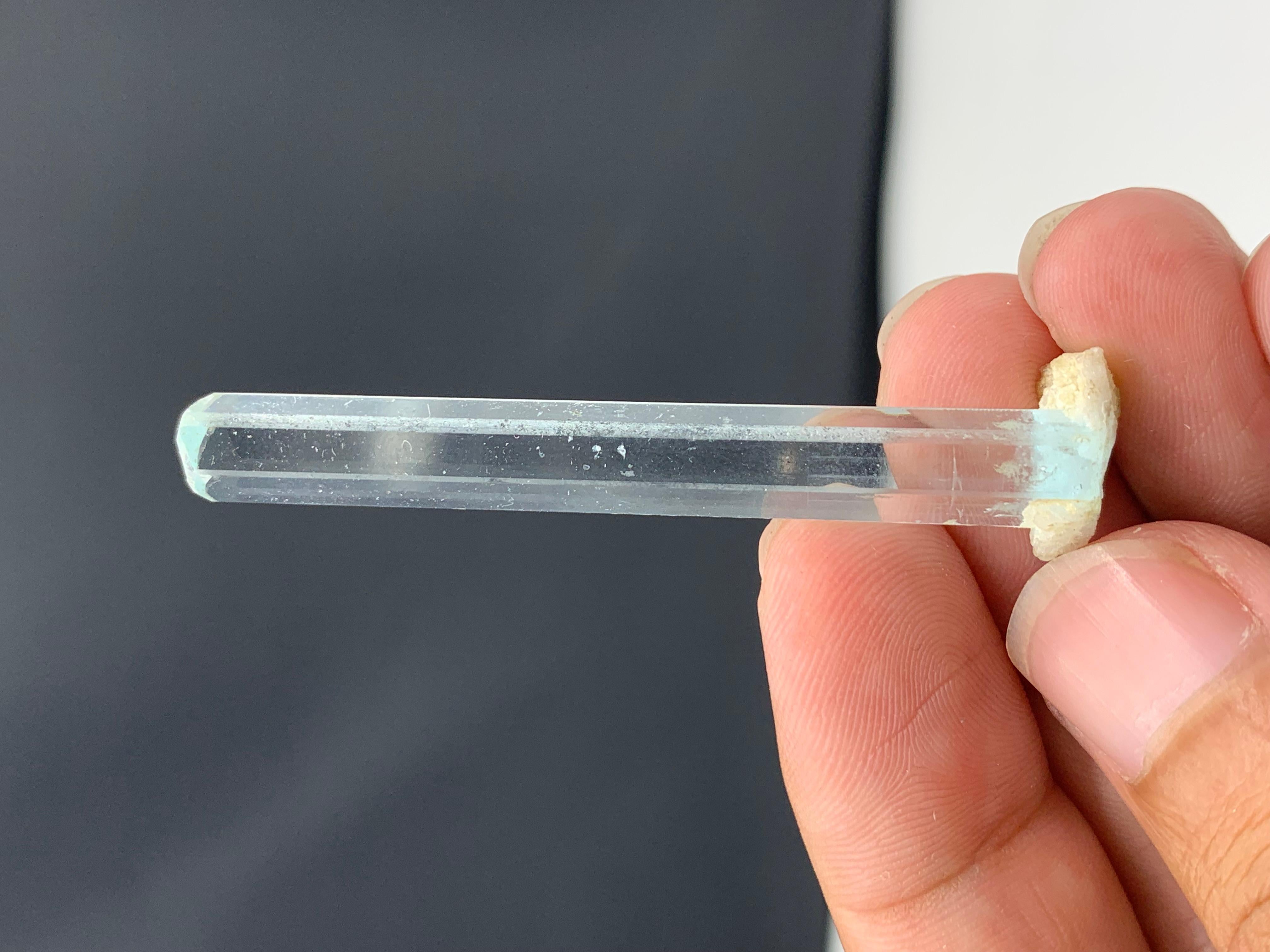 29.30 Carat Gorgeous Aquamarine Specimen From Skardu, Pakistan 
Weight: 29.30 Carat 
Dimension: 5.9 x 1.2 x 0.8 cm 
Origin: Skardu, Pakistan 

Aquamarine is a pale-blue to light-green variety of beryl. The color of aquamarine can be changed by heat.